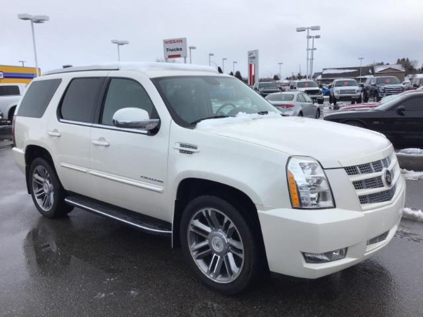 2012 WHITE /WHITE Cadillac Escalade AWD Luxury (1GYS4BEF2CR) with an 6.2L V8 OHV 16V FFV engine, 6-Speed Automatic transmission, located at 1235 N Woodruff Ave., Idaho Falls, 83401, (208) 523-1053, 43.507172, -112.000488 - Photo #5