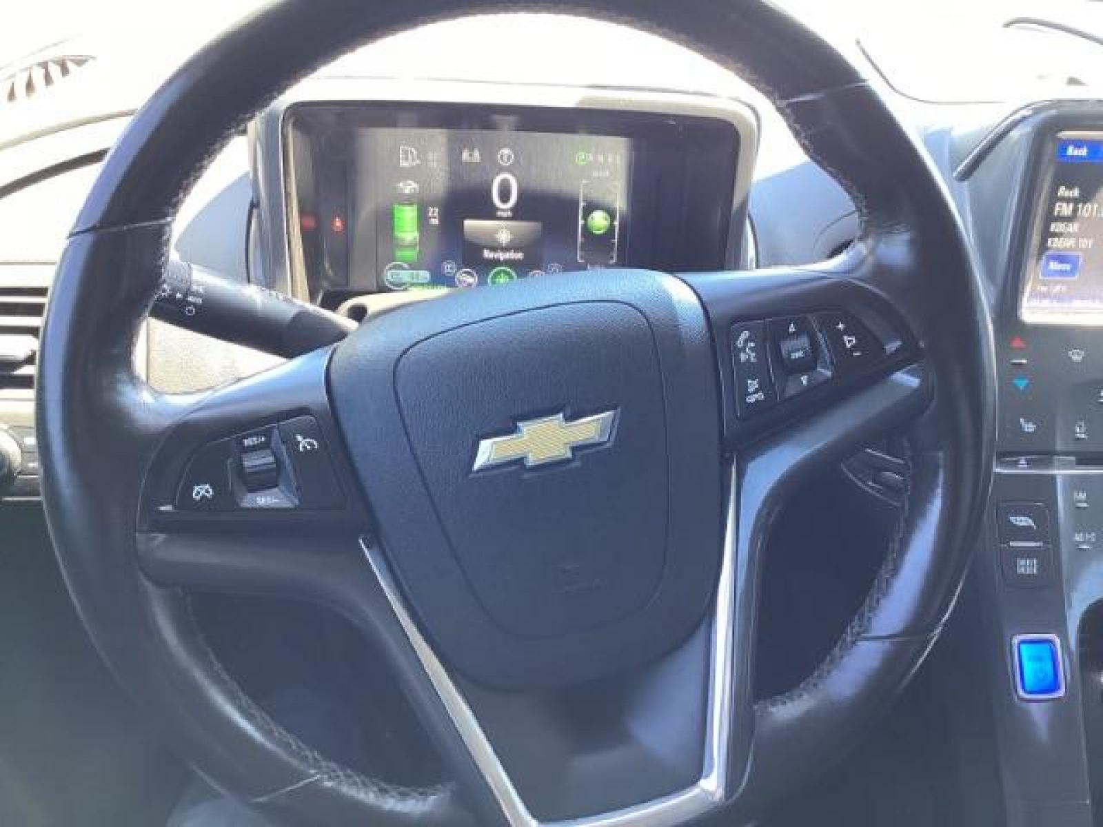 2013 WHITE Chevrolet Volt Premium (1G1RB6E48DU) with an 1.4L L4 DOHC 16V PLUG-IN HYBRID engine, Continuously Variable Transmission transmission, located at 1235 N Woodruff Ave., Idaho Falls, 83401, (208) 523-1053, 43.507172, -112.000488 - Photo #14