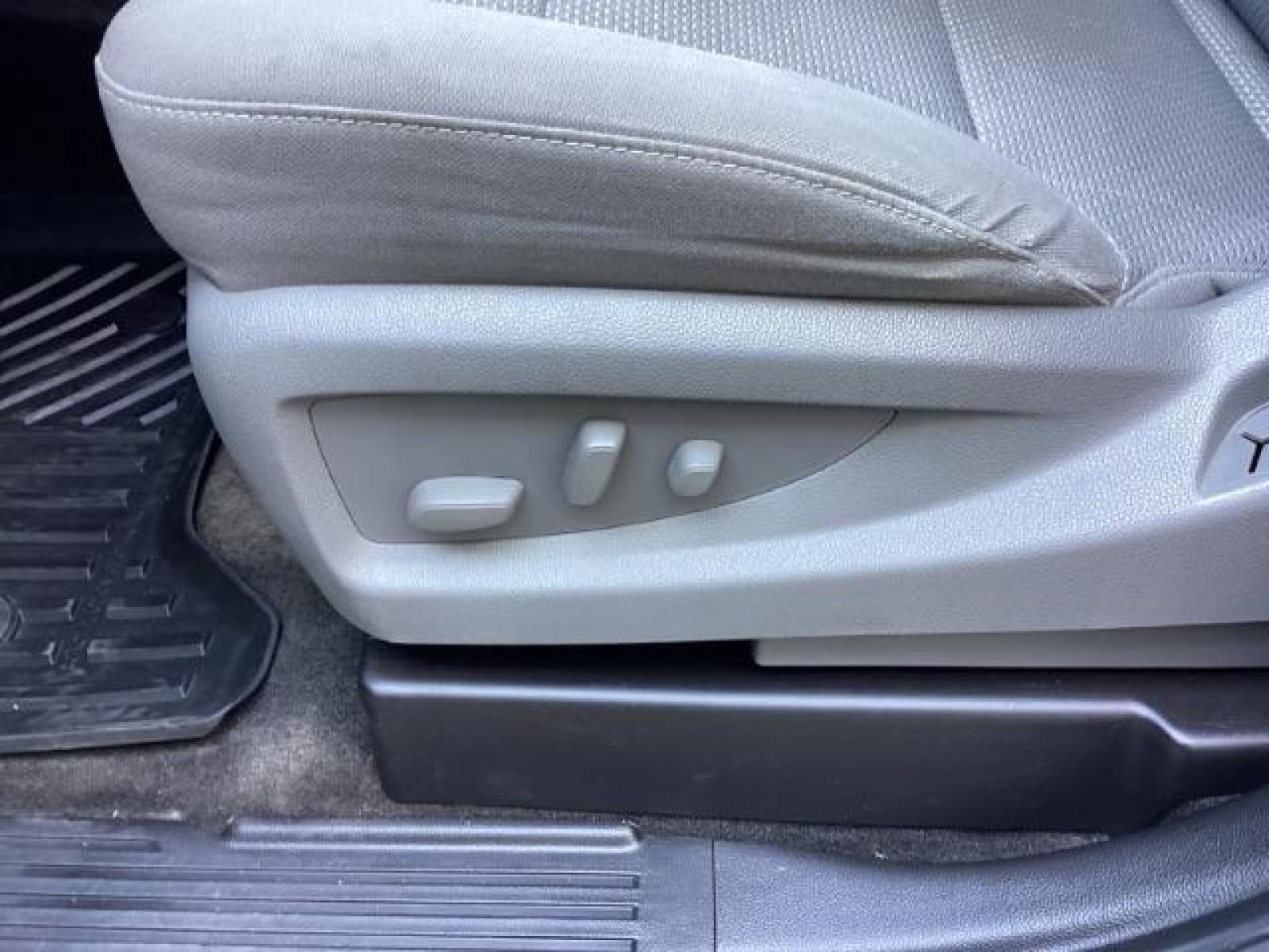 2015 Black /Dark Ash Seats w/Jet Black Interior Accents, cloth Chevrolet Silverado 1500 LT Double Cab 2WD (1GCRCREC0FZ) with an 5.3L V8 OHV 16V engine, 6-Speed Automatic transmission, located at 1235 N Woodruff Ave., Idaho Falls, 83401, (208) 523-1053, 43.507172, -112.000488 - Photo #10