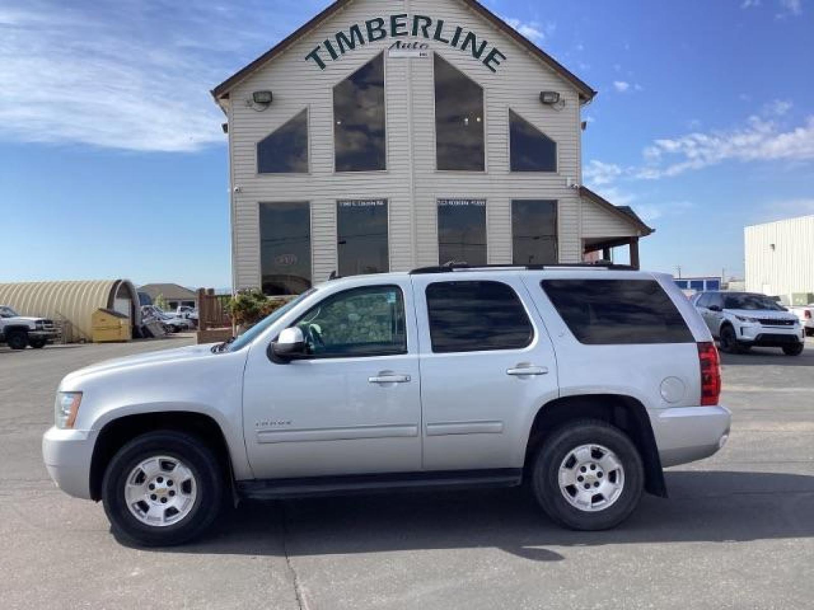 2012 SILVER Chevrolet Tahoe LT 4WD (1GNSKBE00CR) with an 5.3L V8 OHV 16V FFV engine, 6-Speed Automatic transmission, located at 1235 N Woodruff Ave., Idaho Falls, 83401, (208) 523-1053, 43.507172, -112.000488 - Photo #2