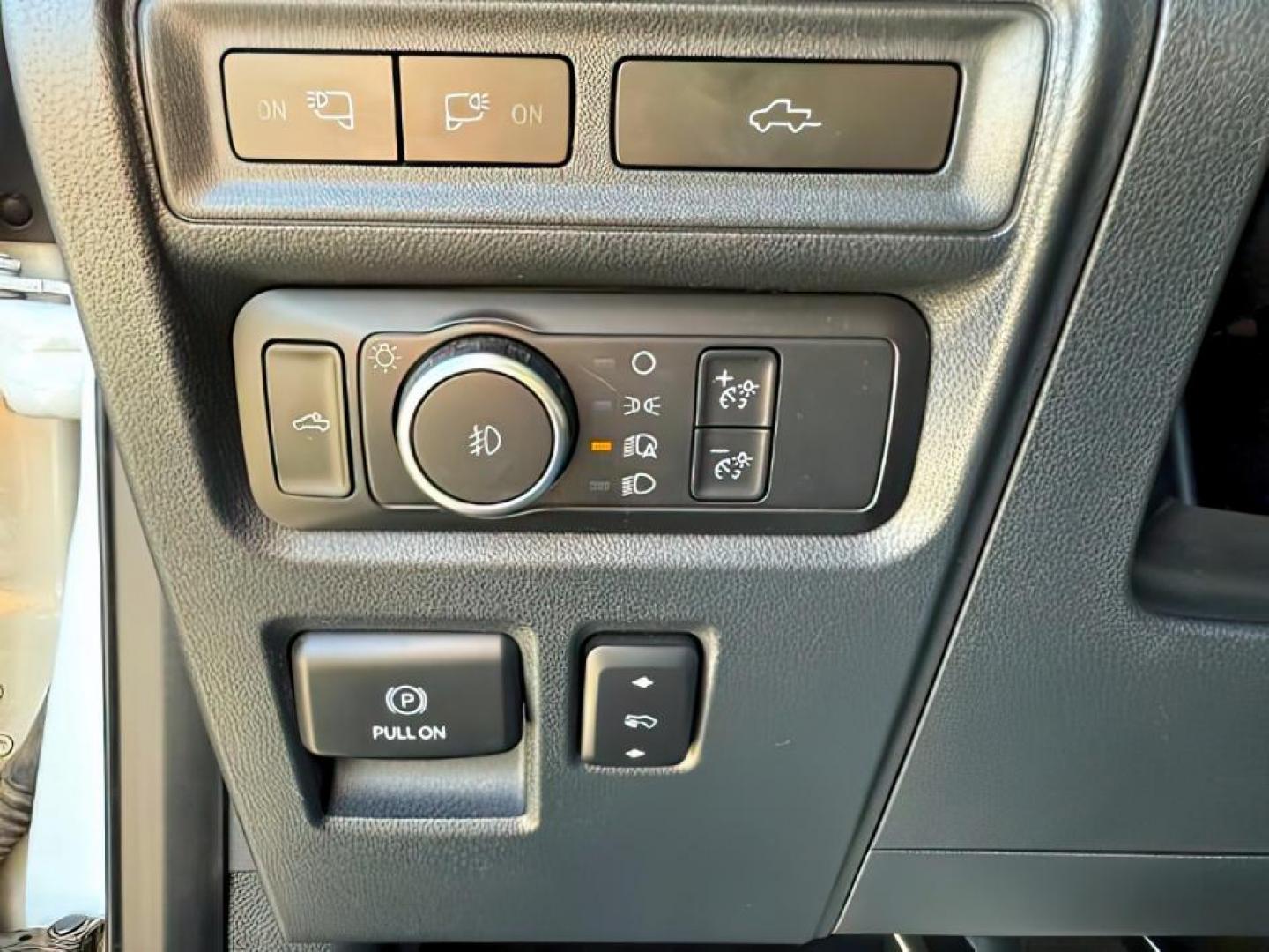2021 WHITE /BLACK Ford F-150 (1FTFW1E80MK) with an 35L engine, Automatic transmission, located at 1175 N Woodruff Ave, Idaho Falls, ID, 83401, 43.506901, -111.999657 - At Timberline Auto, finding a great deal on your next vehicle is always easy! Our experienced sales staff's goal is to help find you the right vehicle at the right price! Our knowledgeable finance department has options for almost any credit score. We offer extended service contract options to prote - Photo#19