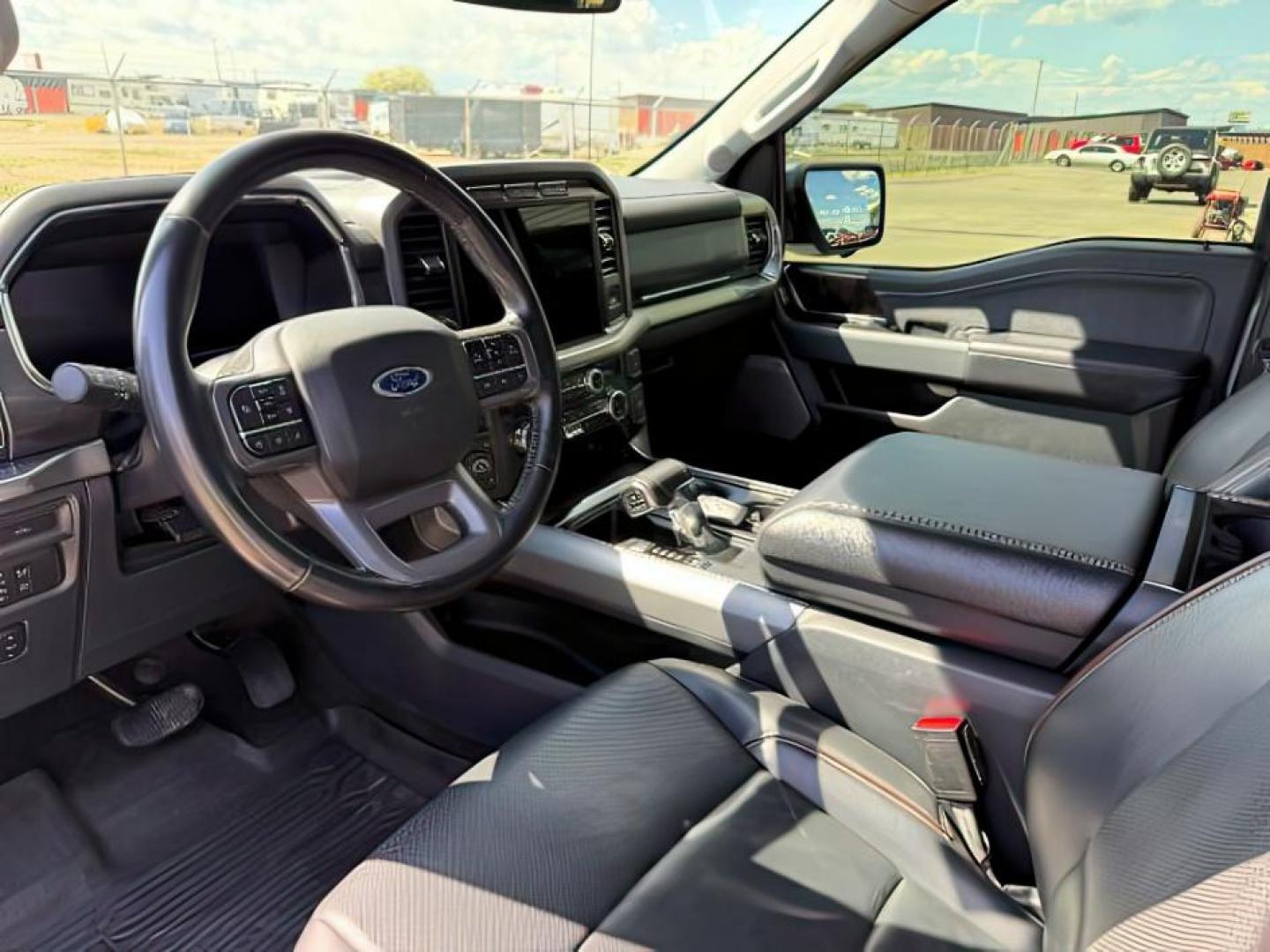 2021 WHITE /BLACK Ford F-150 (1FTFW1E80MK) with an 35L engine, Automatic transmission, located at 1175 N Woodruff Ave, Idaho Falls, ID, 83401, 43.506901, -111.999657 - At Timberline Auto, finding a great deal on your next vehicle is always easy! Our experienced sales staff's goal is to help find you the right vehicle at the right price! Our knowledgeable finance department has options for almost any credit score. We offer extended service contract options to prote - Photo#13