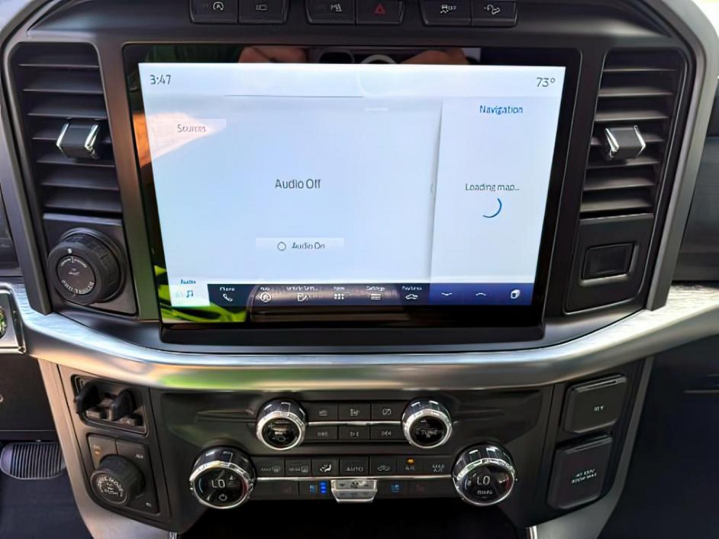 2021 WHITE /BLACK Ford F-150 (1FTFW1E80MK) with an 35L engine, Automatic transmission, located at 1175 N Woodruff Ave, Idaho Falls, ID, 83401, 43.506901, -111.999657 - At Timberline Auto, finding a great deal on your next vehicle is always easy! Our experienced sales staff's goal is to help find you the right vehicle at the right price! Our knowledgeable finance department has options for almost any credit score. We offer extended service contract options to prote - Photo#15