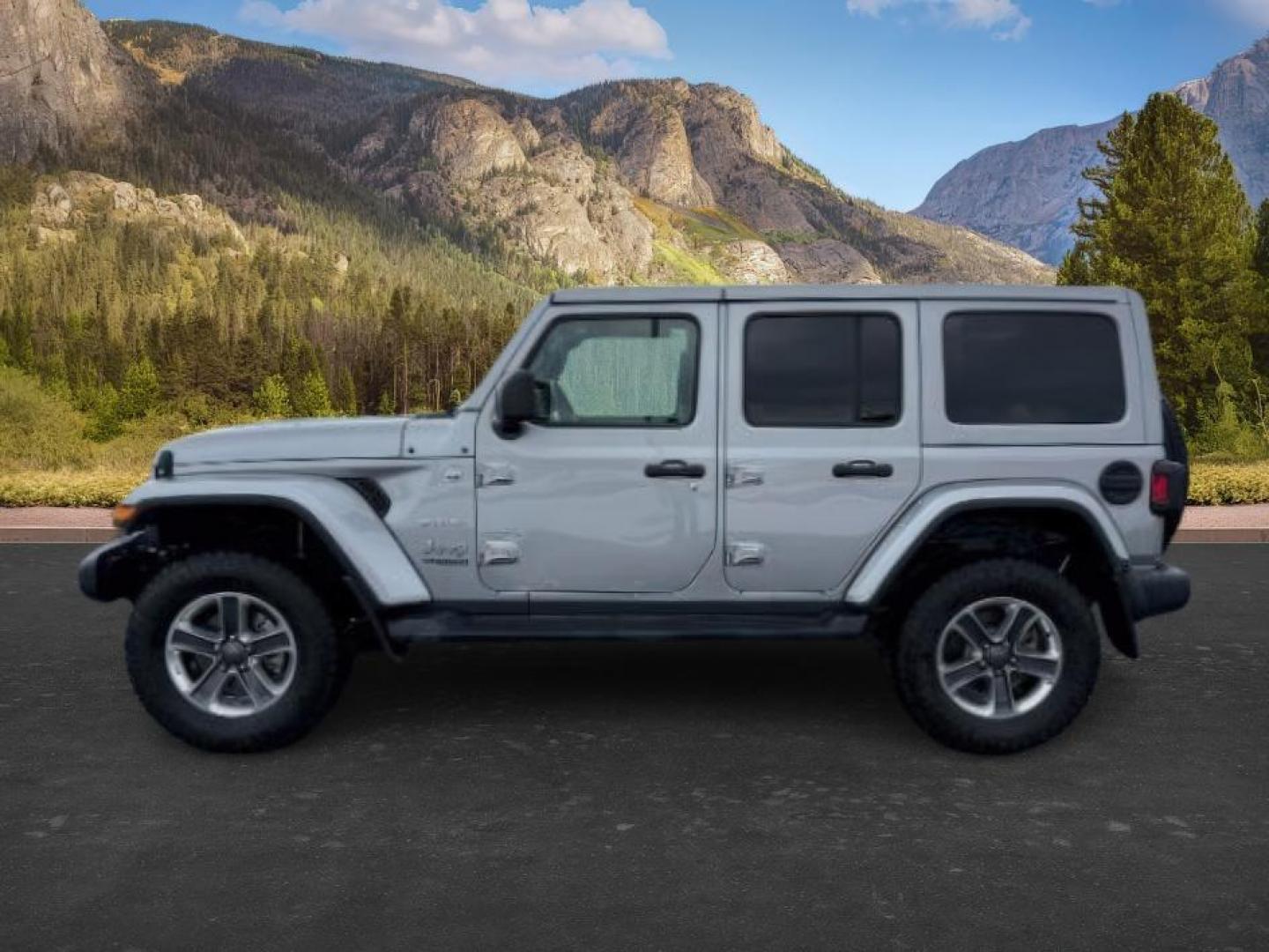 2018 SILVER /Black/Black Jeep Wrangler Unlimited (1C4HJXEN7JW) with an 2L I-4 gasoline direct injection engine, Automatic transmission, located at 1175 N Woodruff Ave, Idaho Falls, ID, 83401, 43.506901, -111.999657 - At Timberline Auto, finding a great deal on your next vehicle is always easy! Our experienced sales staff's goal is to help find you the right vehicle at the right price! Our knowledgeable finance department has options for almost any credit score. We offer extended service contract options to prote - Photo#0