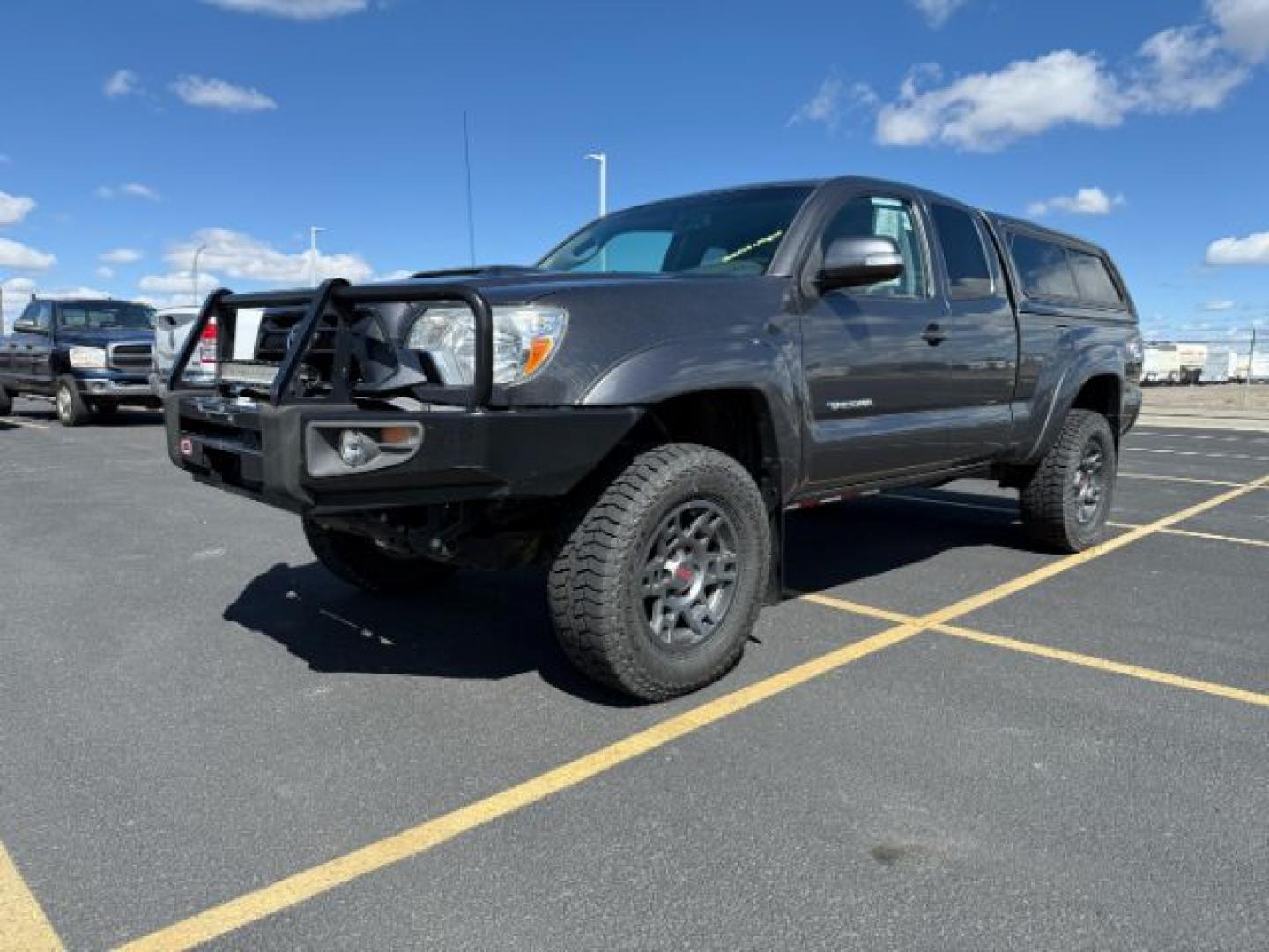 2013 Magnetic Gray Metallic /Graphite Toyota Tacoma Base V6 (5TFUU4EN9DX) with an 4L V-6 DOHC engine, MANUAL transmission, located at 1235 N Woodruff Ave., Idaho Falls, 83401, (208) 523-1053, 43.507172, -112.000488 - At Timberline Auto, finding a great deal on your next vehicle is always easy! Our experienced sales staff's goal is to help find you the right vehicle at the right price! Our knowledgeable finance department has options for almost any credit score. We offer extended service contract options to prote - Photo#0