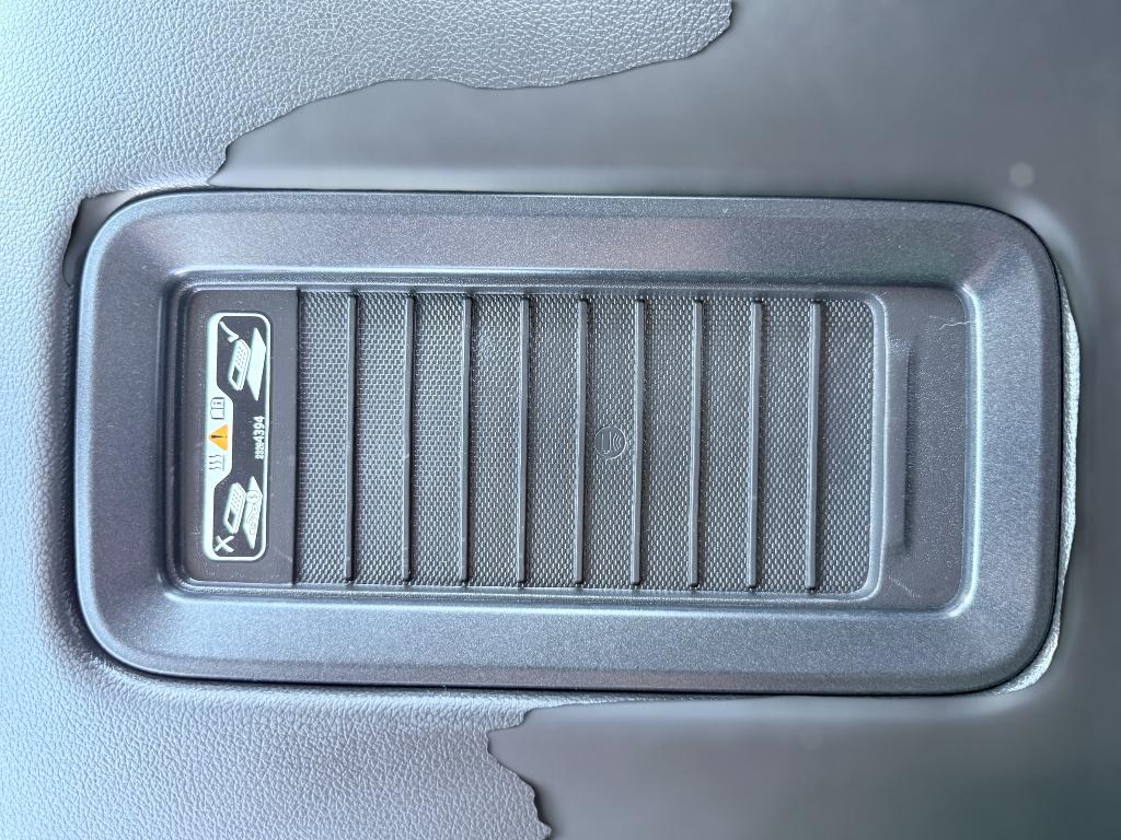 2017 Graphite Metallic /Jet Black/Medium Ash Gray Chevrolet Silverado High Country (1GC4K1EY4HF) with an V8, 6.6L engine, 6-speed automatic transmission, located at 1175 N Woodruff Ave, Idaho Falls, ID, 83401, 43.506901, -111.999657 - <b>Vehicle Details</b><br>Discover exceptional capability and premium comfort in this pre-owned 2017 Chevrolet Silverado 3500 High Country, a powerful 4WD diesel truck built to tackle tough jobs and deliver refined everyday driving. Under the hood, the V8, 6.6L Diesel engine brings serious strength- Photo#21