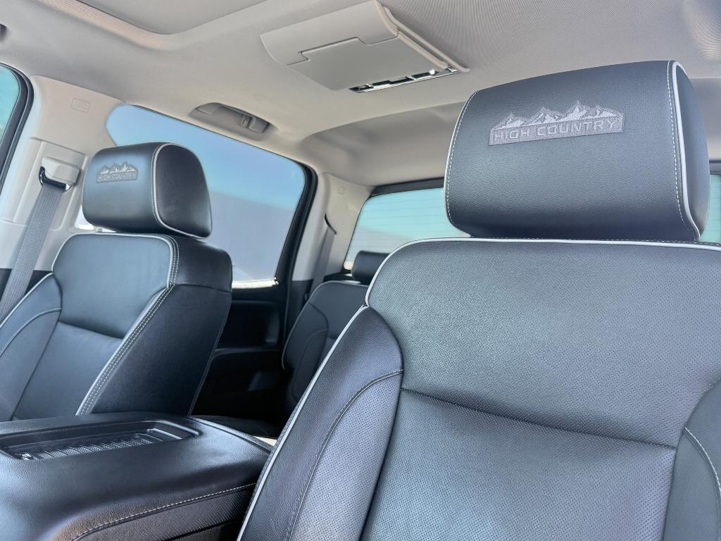2017 Graphite Metallic /Jet Black/Medium Ash Gray Chevrolet Silverado High Country (1GC4K1EY4HF) with an V8, 6.6L engine, 6-speed automatic transmission, located at 1175 N Woodruff Ave, Idaho Falls, ID, 83401, 43.506901, -111.999657 - <b>Vehicle Details</b><br>Discover exceptional capability and premium comfort in this pre-owned 2017 Chevrolet Silverado 3500 High Country, a powerful 4WD diesel truck built to tackle tough jobs and deliver refined everyday driving. Under the hood, the V8, 6.6L Diesel engine brings serious strength- Photo#22