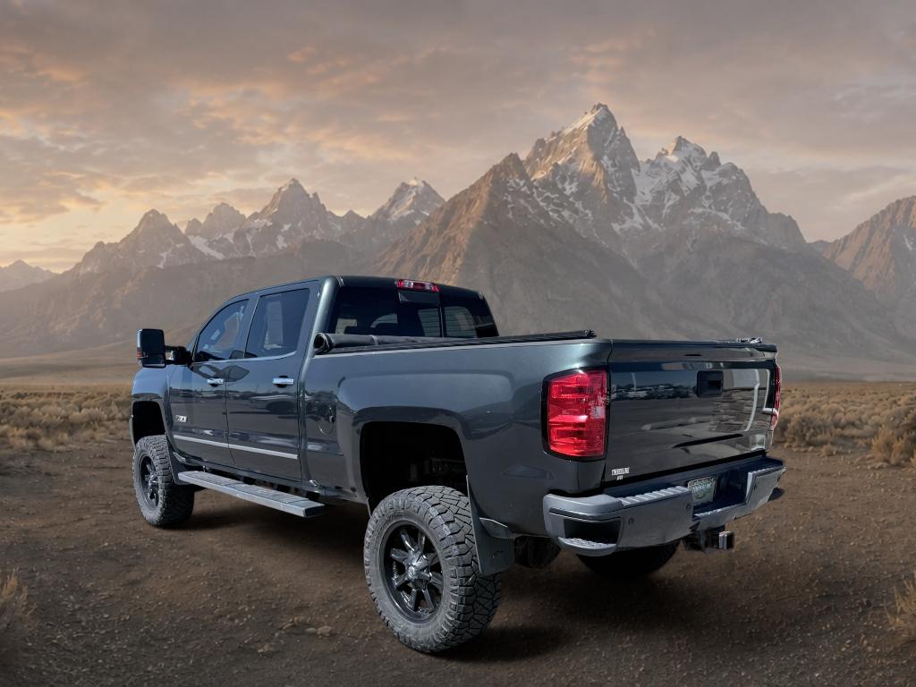2017 Graphite Metallic /Jet Black/Medium Ash Gray Chevrolet Silverado High Country (1GC4K1EY4HF) with an V8, 6.6L engine, 6-speed automatic transmission, located at 1175 N Woodruff Ave, Idaho Falls, ID, 83401, 43.506901, -111.999657 - <b>Vehicle Details</b><br>Discover exceptional capability and premium comfort in this pre-owned 2017 Chevrolet Silverado 3500 High Country, a powerful 4WD diesel truck built to tackle tough jobs and deliver refined everyday driving. Under the hood, the V8, 6.6L Diesel engine brings serious strength- Photo#2