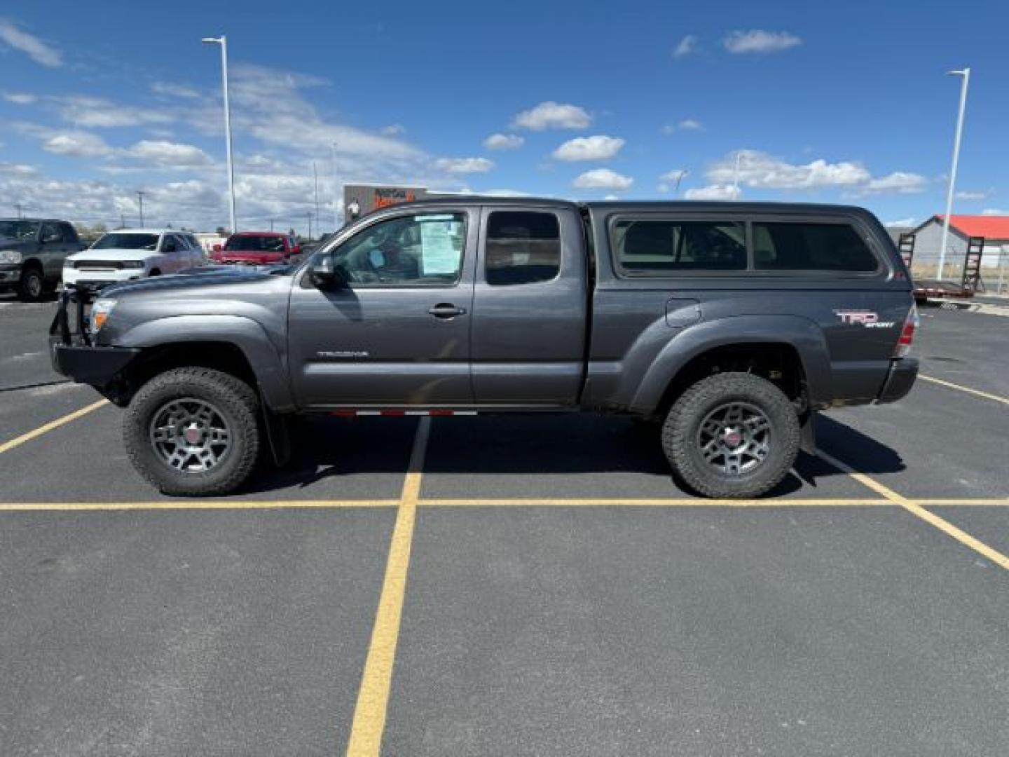 2013 Magnetic Gray Metallic /Graphite Toyota Tacoma Base V6 (5TFUU4EN9DX) with an 4L V-6 DOHC engine, MANUAL transmission, located at 1235 N Woodruff Ave., Idaho Falls, 83401, (208) 523-1053, 43.507172, -112.000488 - At Timberline Auto, finding a great deal on your next vehicle is always easy! Our experienced sales staff's goal is to help find you the right vehicle at the right price! Our knowledgeable finance department has options for almost any credit score. We offer extended service contract options to prote - Photo#1