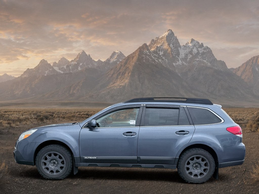 photo of 2013 Subaru Outback 2.5i Premium