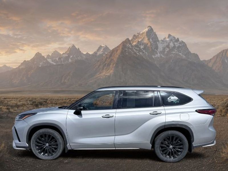 photo of 2023 Toyota Highlander XSE
