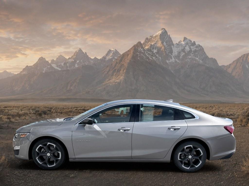2022 Mineral Gray Metallic /Jet Black Chevrolet Malibu LT (1G1ZD5ST1NF) with an 4 Cyl, 1.5L engine, CVT transmission, located at 1175 N Woodruff Ave, Idaho Falls, ID, 83401, 43.506901, -111.999657 - <b>Vehicle Details</b><br>Experience modern style, smart technology, and everyday comfort in this pre-owned 2022 Chevrolet Malibu LT, now available in Idaho Falls, ID. This sleek midsize sedan stands out with its confident design, refined ride, and practical features that make every drive more enjoy- Photo#0