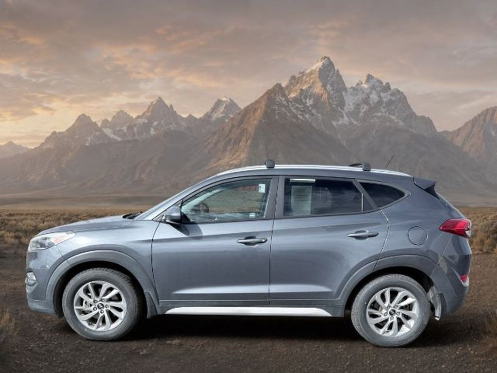 photo of 2017 Hyundai Tucson SE