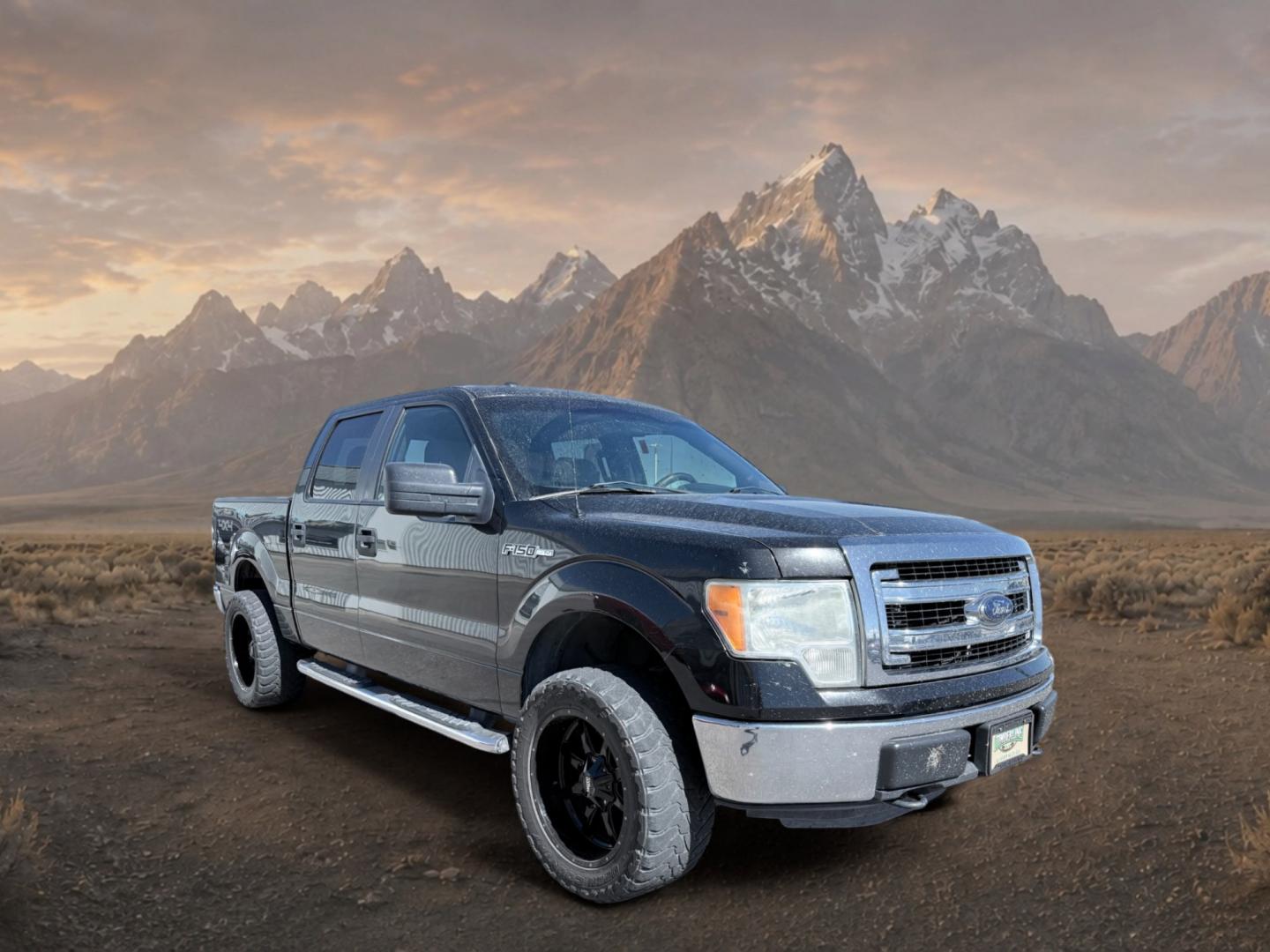 2013 Tuxedo Black Metallic /Steel Gray Ford F-150 XLT (1FTFW1EF7DF) with an V8, 5.0L engine, 6-speed automatic transmission, located at 1175 N Woodruff Ave, Idaho Falls, ID, 83401, 43.506901, -111.999657 - <b>Vehicle Details</b><br>Take a closer look at this pre-owned 2013 Ford F-150 XLT 4WD, a tough and versatile pickup that is ready for work, towing, and everyday driving in Idaho Falls, ID. Powered by a proven V8 5.0L Gasoline/E85 engine, this Ford F-150 delivers the capability and strength truck bu- Photo#6