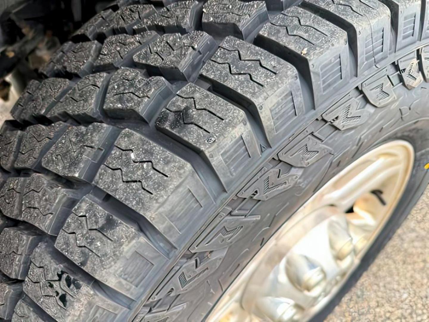 2014 GRAY /Diesel Gray/Black Ram 2500 (3C6TR5JT8EG) , Automatic transmission, located at 1175 N Woodruff Ave, Idaho Falls, ID, 83401, 43.506901, -111.999657 - At Timberline Auto, finding a great deal on your next vehicle is always easy! Our experienced sales staff's goal is to help find you the right vehicle at the right price! Our knowledgeable finance department has options for almost any credit score. We offer extended service contract options to prote - Photo#7