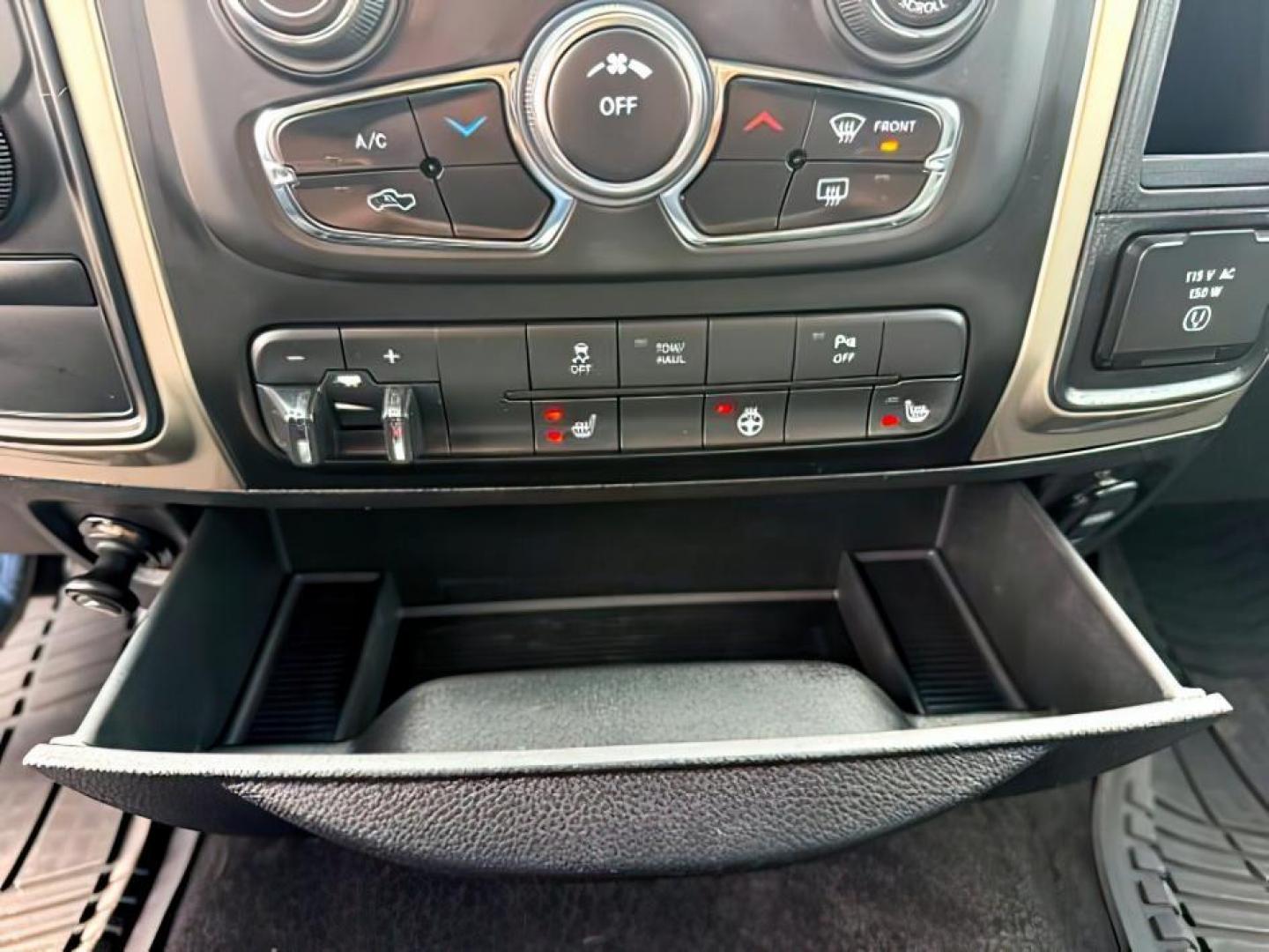 2014 GRAY /Diesel Gray/Black Ram 2500 (3C6TR5JT8EG) , Automatic transmission, located at 1175 N Woodruff Ave, Idaho Falls, ID, 83401, 43.506901, -111.999657 - At Timberline Auto, finding a great deal on your next vehicle is always easy! Our experienced sales staff's goal is to help find you the right vehicle at the right price! Our knowledgeable finance department has options for almost any credit score. We offer extended service contract options to prote - Photo#14