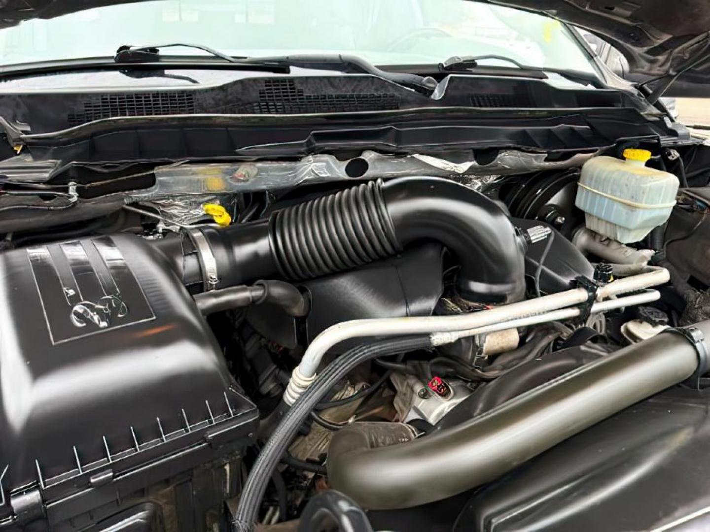 2014 GRAY /Diesel Gray/Black Ram 2500 (3C6TR5JT8EG) , Automatic transmission, located at 1175 N Woodruff Ave, Idaho Falls, ID, 83401, 43.506901, -111.999657 - At Timberline Auto, finding a great deal on your next vehicle is always easy! Our experienced sales staff's goal is to help find you the right vehicle at the right price! Our knowledgeable finance department has options for almost any credit score. We offer extended service contract options to prote - Photo#20