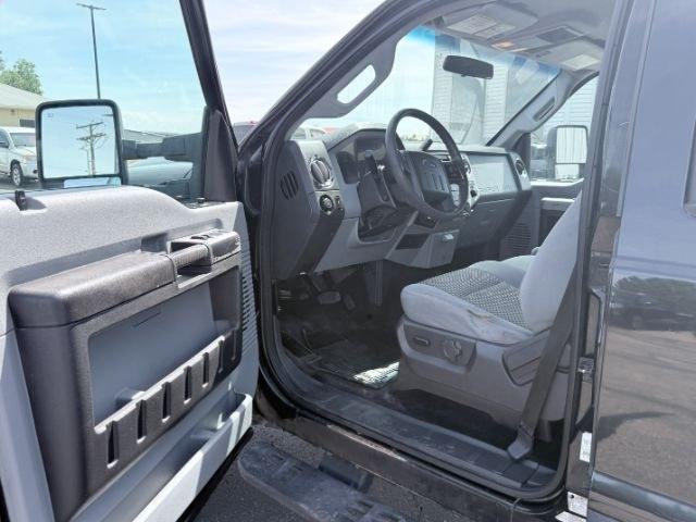 2015 BLACK /Steel Ford F-350 (1FT8W3BT0FE) with an Powerstroke 67L V-8 diesel direct injection engine, Automatic transmission, located at 1175 N Woodruff Ave, Idaho Falls, ID, 83401, 43.506901, -111.999657 - At Timberline Auto, finding a great deal on your next vehicle is always easy! Our experienced sales staff goal is to help find you the right vehicle at the right price! Our knowledgeable finance department has options for almost any credit score. We offer extended service contract options to prot- Photo#12