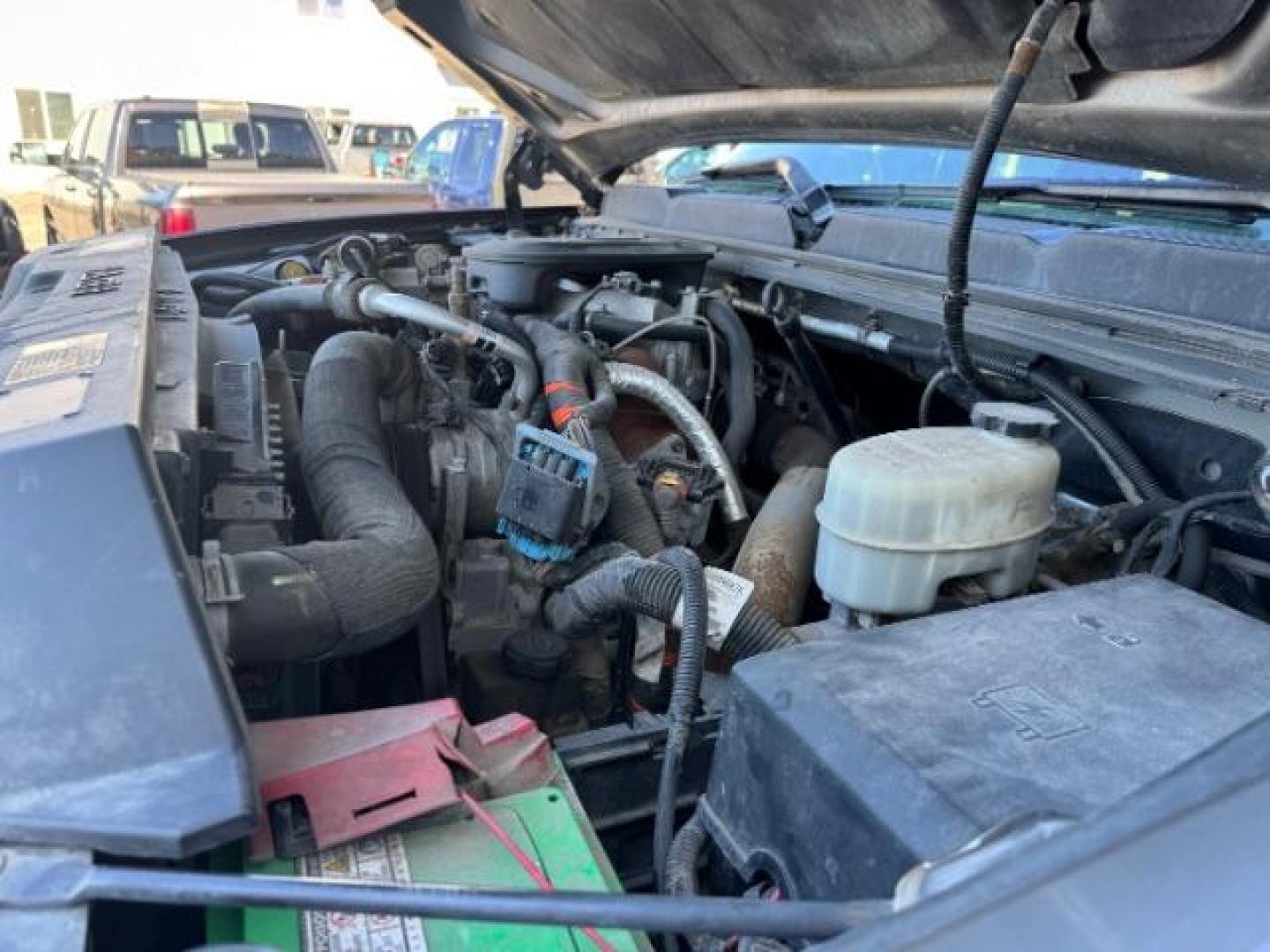 2014 PEWTER /Light Titanium/Dk Titanium CHEVROLET 2500HD LTZ Crew Cab 4WD (1GC1KYE86EF) with an 6.6 engine, AUTOMATIC transmission, located at 1235 N Woodruff Ave., Idaho Falls, 83401, (208) 523-1053, 43.507172, -112.000488 - At Timberline Auto, finding a great deal on your next vehicle is always easy! Our experienced sales staff's goal is to help find you the right vehicle at the right price! Our knowledgeable finance department has options for almost any credit score. We offer extended service contract options to prote - Photo#8