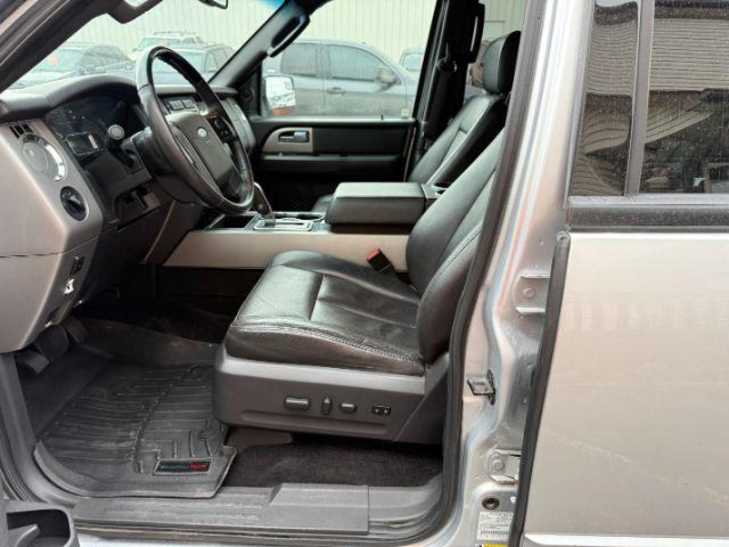 2014 Ingot Silver Metallic /Charcoal Black Ford Expedition Limited (1FMJU2A58EE) with an Triton 5.4L V-8 variable valve control engine, AUTOMATIC transmission, located at 1235 N Woodruff Ave., Idaho Falls, 83401, (208) 523-1053, 43.507172, -112.000488 - At Timberline Auto, finding a great deal on your next vehicle is always easy! Our experienced sales staff's goal is to help find you the right vehicle at the right price! Our knowledgeable finance department has options for almost any credit score. We offer extended service contract options to prote - Photo#11