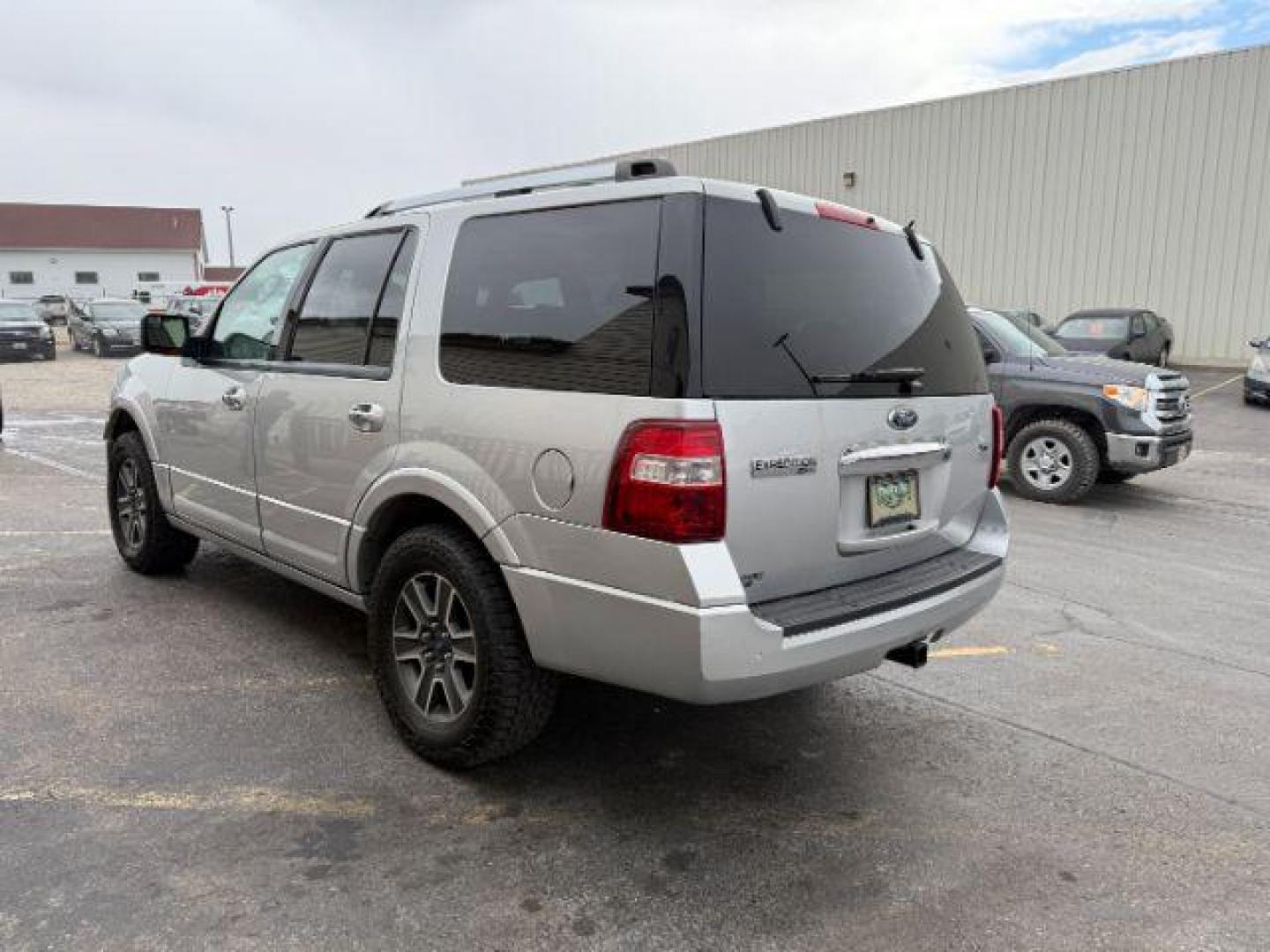 2014 Ingot Silver Metallic /Charcoal Black Ford Expedition Limited (1FMJU2A58EE) with an Triton 5.4L V-8 variable valve control engine, AUTOMATIC transmission, located at 1235 N Woodruff Ave., Idaho Falls, 83401, (208) 523-1053, 43.507172, -112.000488 - At Timberline Auto, finding a great deal on your next vehicle is always easy! Our experienced sales staff's goal is to help find you the right vehicle at the right price! Our knowledgeable finance department has options for almost any credit score. We offer extended service contract options to prote - Photo#1
