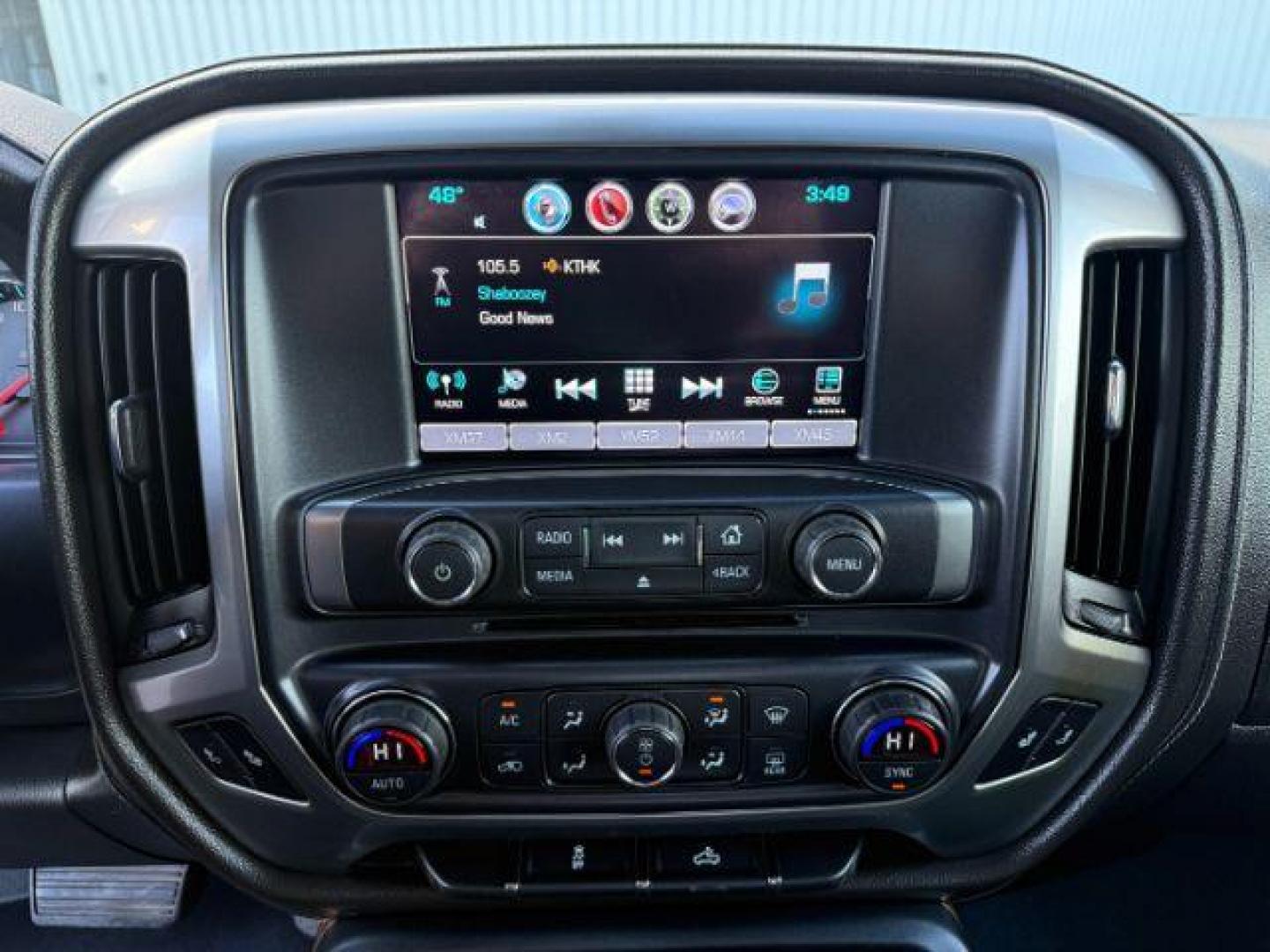 2016 SILVER /Jet Black Chevrolet Silverado 1500 (3GCUKSEC1GG) with an EcoTec3 53L V-8 gasoline direct injection engine, Automatic transmission, located at 1175 N Woodruff Ave, Idaho Falls, ID, 83401, 43.506901, -111.999657 - At Timberline Auto, finding a great deal on your next vehicle is always easy! Our experienced sales staff's goal is to help find you the right vehicle at the right price! Our knowledgeable finance department has options for almost any credit score. We offer extended service contract options to prote - Photo#42