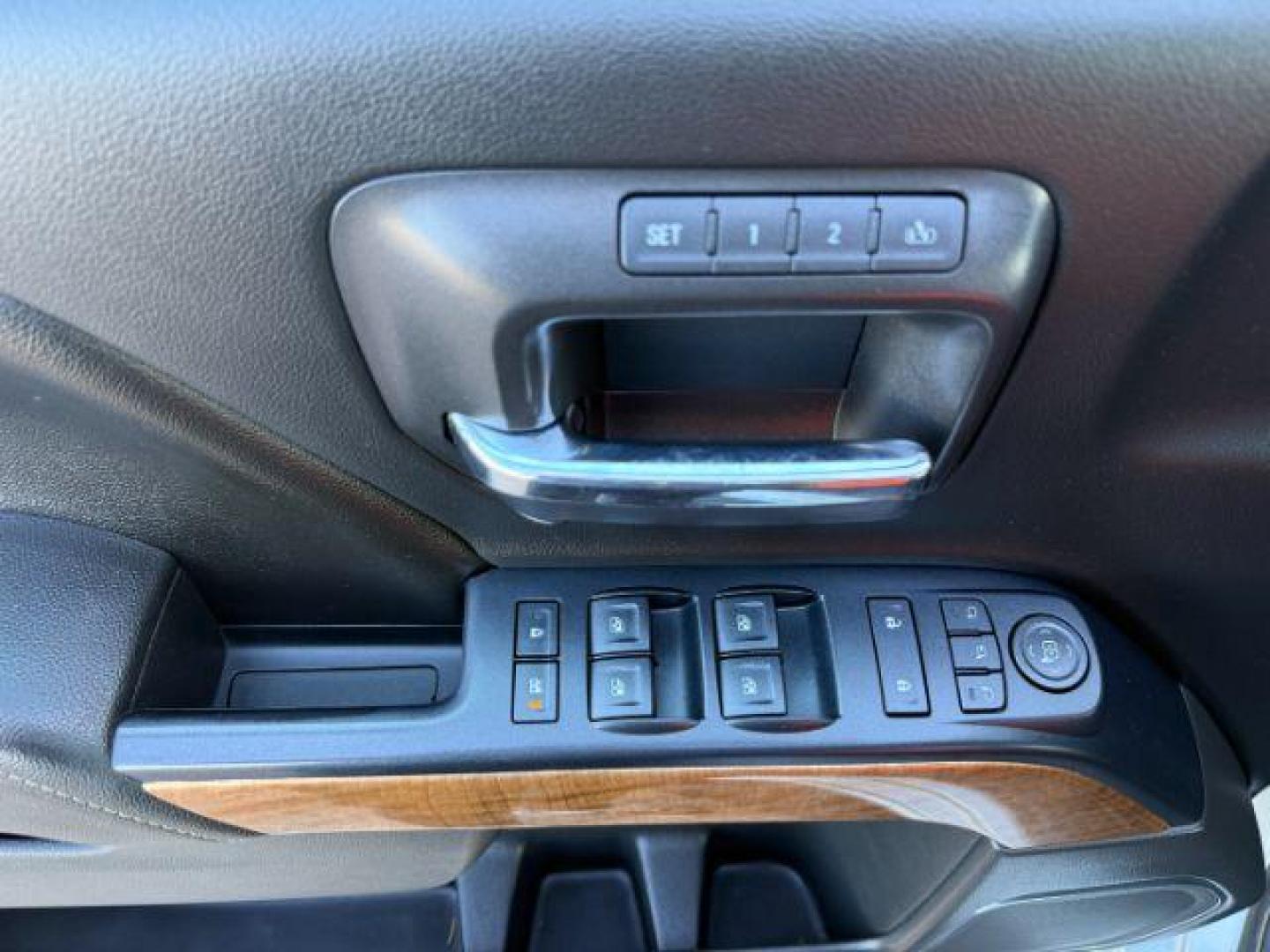 2016 SILVER /Jet Black Chevrolet Silverado 1500 (3GCUKSEC1GG) with an EcoTec3 53L V-8 gasoline direct injection engine, Automatic transmission, located at 1175 N Woodruff Ave, Idaho Falls, ID, 83401, 43.506901, -111.999657 - At Timberline Auto, finding a great deal on your next vehicle is always easy! Our experienced sales staff's goal is to help find you the right vehicle at the right price! Our knowledgeable finance department has options for almost any credit score. We offer extended service contract options to prote - Photo#50