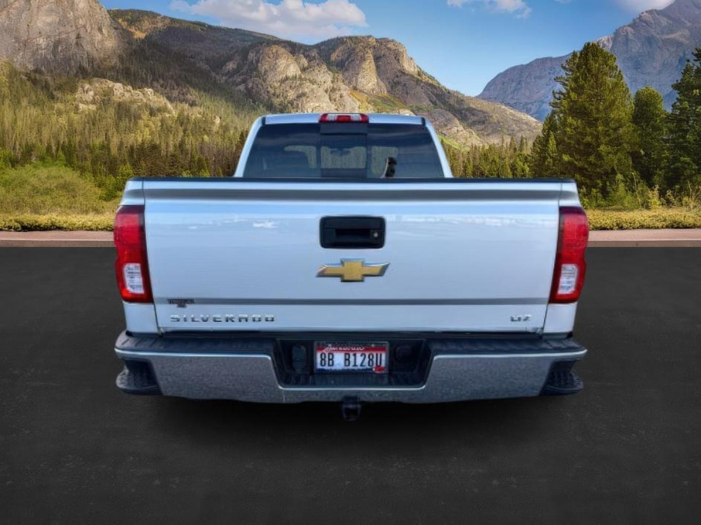 2016 SILVER /Jet Black Chevrolet Silverado 1500 (3GCUKSEC1GG) with an EcoTec3 53L V-8 gasoline direct injection engine, Automatic transmission, located at 1175 N Woodruff Ave, Idaho Falls, ID, 83401, 43.506901, -111.999657 - At Timberline Auto, finding a great deal on your next vehicle is always easy! Our experienced sales staff's goal is to help find you the right vehicle at the right price! Our knowledgeable finance department has options for almost any credit score. We offer extended service contract options to prote - Photo#3