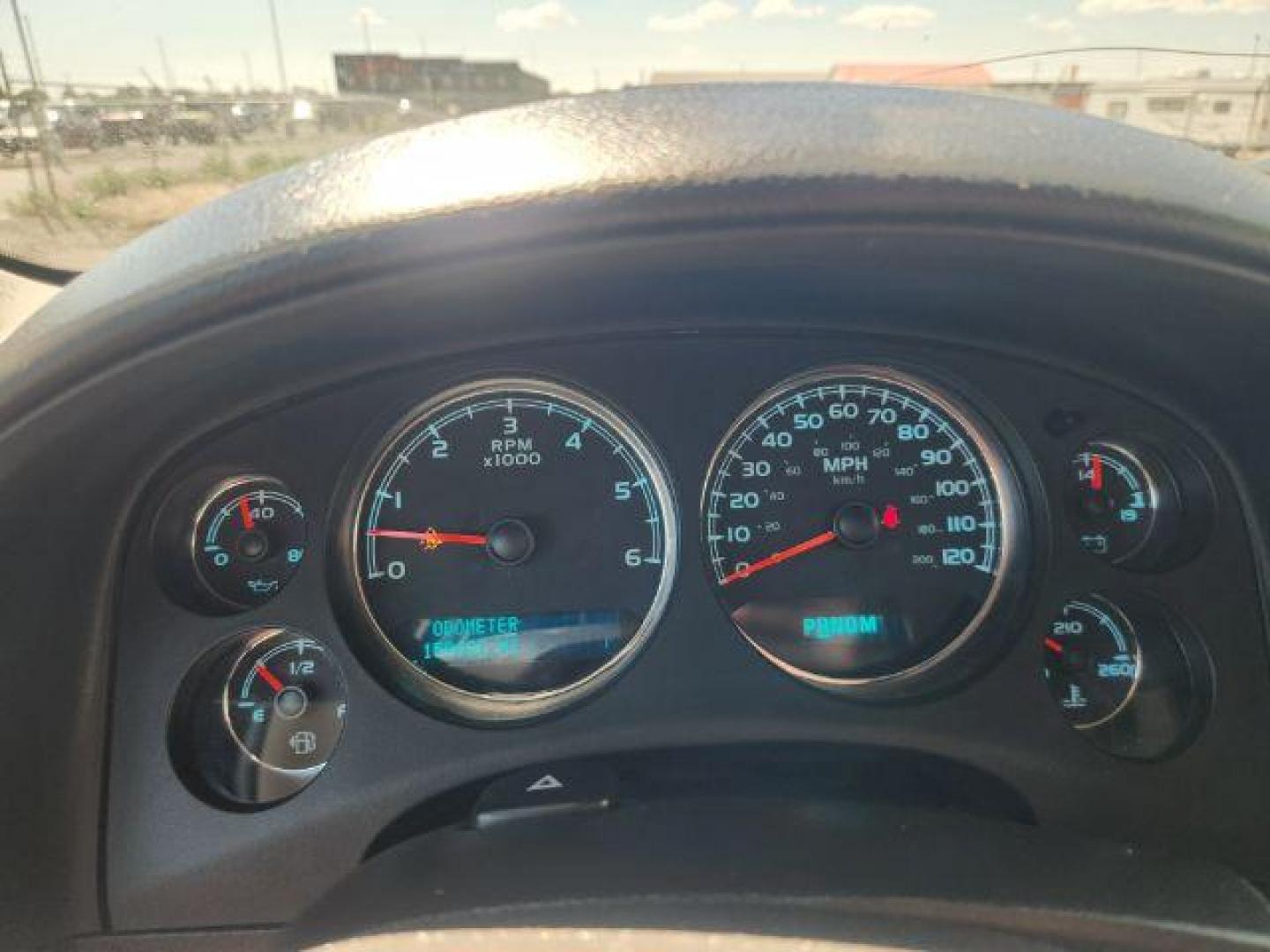 2012 GRAY /Ebony Chevrolet Silverado 1500 (3GCPKTE76CG) with an Vortec 53L V-8 variable valve control engine, Automatic transmission, located at 1175 N Woodruff Ave, Idaho Falls, ID, 83401, 43.506901, -111.999657 - At Timberline Auto, finding a great deal on your next vehicle is always easy! Our experienced sales staff's goal is to help find you the right vehicle at the right price! Our knowledgeable finance department has options for almost any credit score. We offer extended service contract options to prote - Photo#34