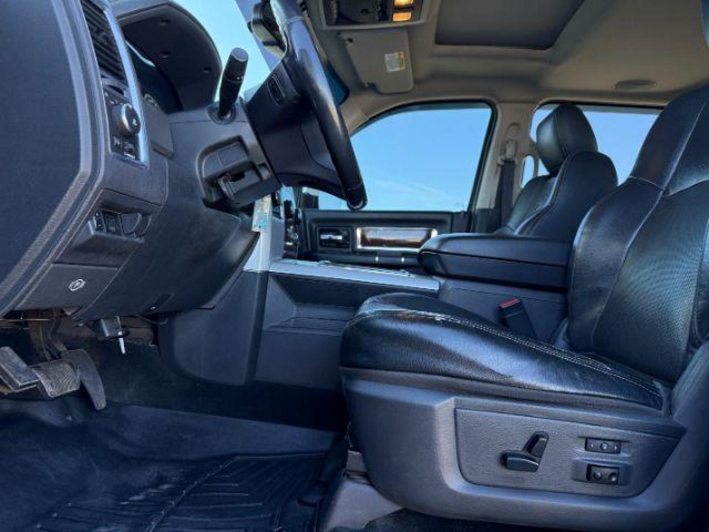 2012 BLACK /LEATHER Dodge RAM 2500 (3C6UD5FLOCG) with an 67L engine, Automatic transmission, located at 1175 N Woodruff Ave, Idaho Falls, ID, 83401, 43.506901, -111.999657 - At Timberline Auto, finding a great deal on your next vehicle is always easy! Our experienced sales staff's goal is to help find you the right vehicle at the right price! Our knowledgeable finance department has options for almost any credit score. We offer extended service contract options to prote - Photo#35