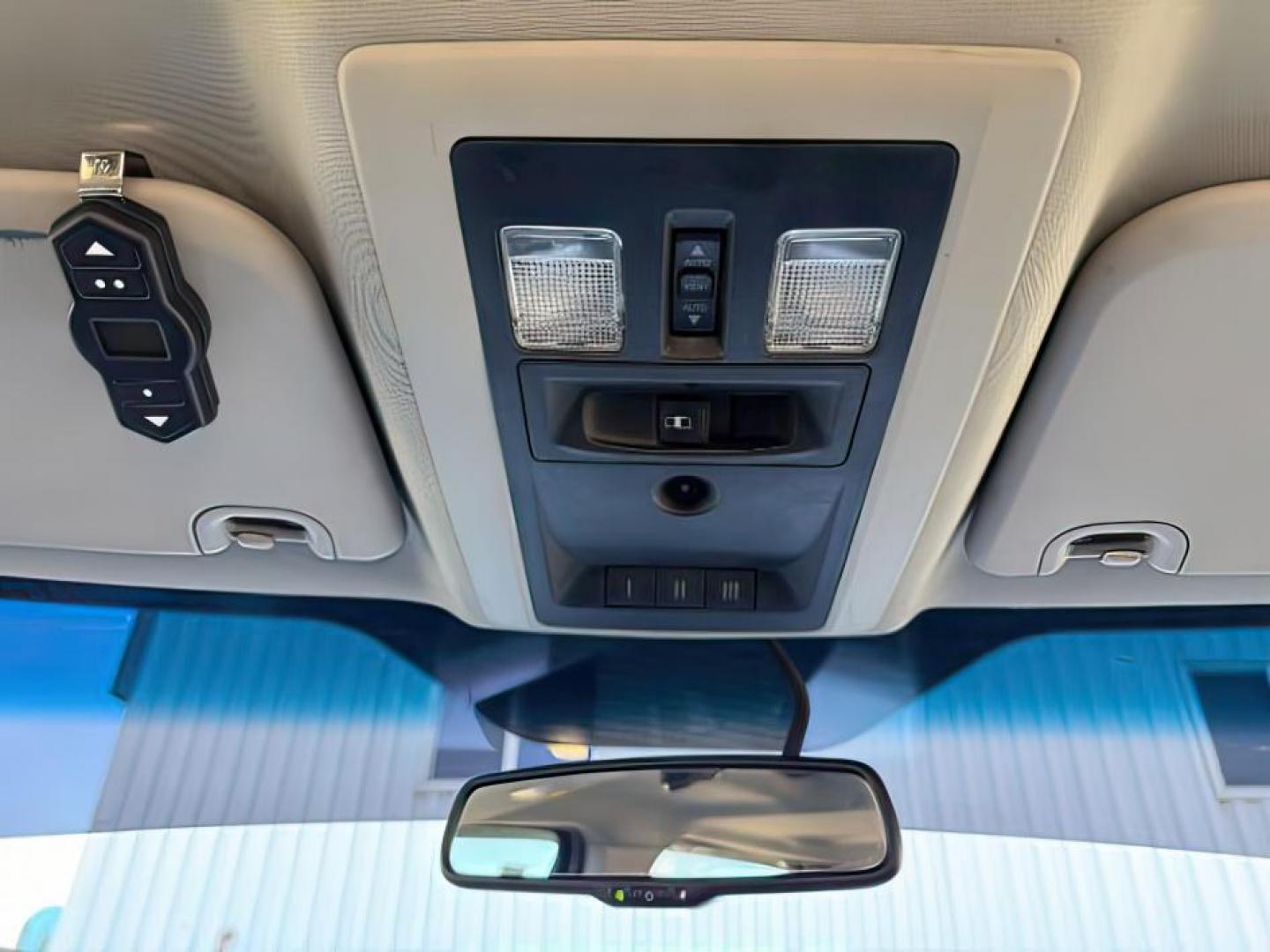 2012 BLACK /LEATHER Dodge RAM 2500 (3C6UD5FLOCG) with an 67L engine, Automatic transmission, located at 1175 N Woodruff Ave, Idaho Falls, ID, 83401, 43.506901, -111.999657 - At Timberline Auto, finding a great deal on your next vehicle is always easy! Our experienced sales staff's goal is to help find you the right vehicle at the right price! Our knowledgeable finance department has options for almost any credit score. We offer extended service contract options to prote - Photo#17