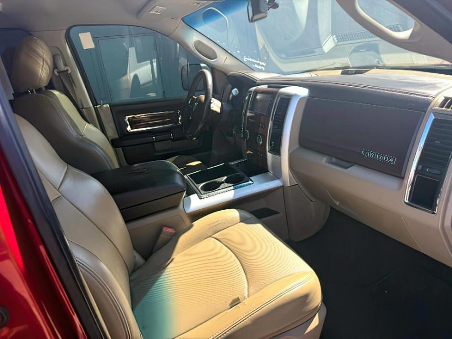 2011 MAROON /Light Pebble Beige/Bark Brown Leather Interior Dodge Ram 2500 (3D7UT2HL8BG) with an 67L L6 OHV 24V TURBO DIESEL engine, Automatic transmission, located at 1175 N Woodruff Ave, Idaho Falls, ID, 83401, 43.506901, -111.999657 - At Timberline Auto, finding a great deal on your next vehicle is always easy! Our experienced sales staff's goal is to help find you the right vehicle at the right price! Our knowledgeable finance department has options for almost any credit score. We offer extended service contract options to prote - Photo#13