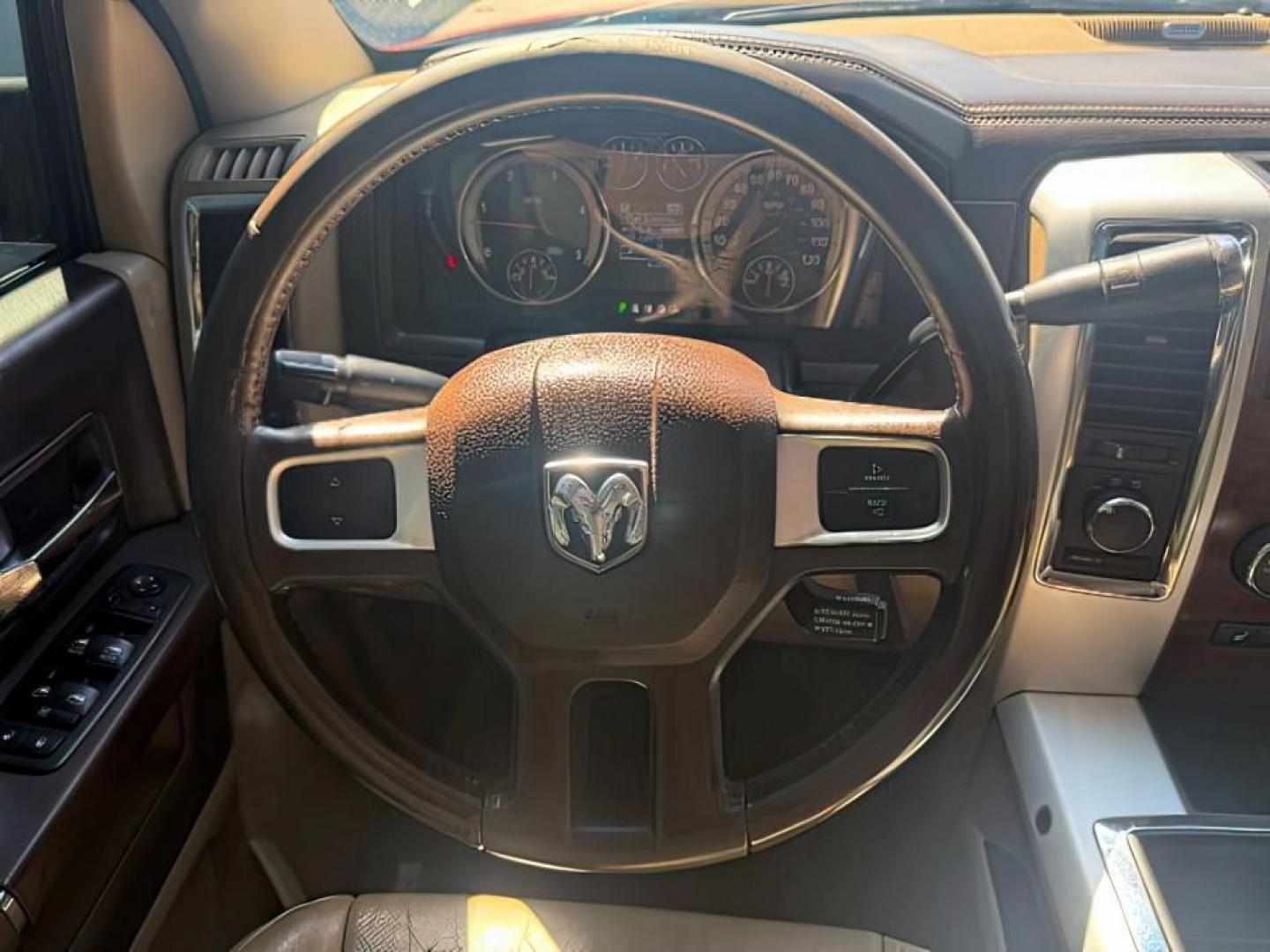 2011 MAROON /Light Pebble Beige/Bark Brown Leather Interior Dodge Ram 2500 (3D7UT2HL8BG) with an 67L L6 OHV 24V TURBO DIESEL engine, Automatic transmission, located at 1175 N Woodruff Ave, Idaho Falls, ID, 83401, 43.506901, -111.999657 - At Timberline Auto, finding a great deal on your next vehicle is always easy! Our experienced sales staff's goal is to help find you the right vehicle at the right price! Our knowledgeable finance department has options for almost any credit score. We offer extended service contract options to prote - Photo#17
