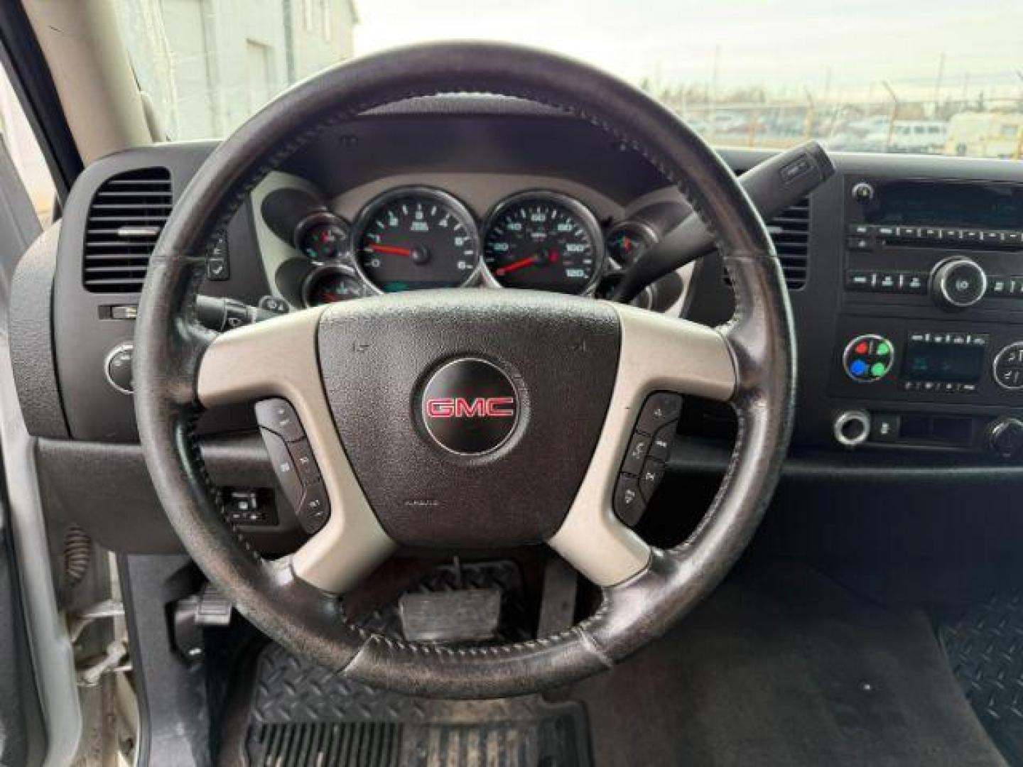 2013 SILVER /Ebony GMC Sierra 2500HD (1GT120CG5DF) with an Vortec 6L V-8 variable valve control engine, Automatic transmission, located at 1175 N Woodruff Ave, Idaho Falls, ID, 83401, 43.506901, -111.999657 - At Timberline Auto, finding a great deal on your next vehicle is always easy! Our experienced sales staff's goal is to help find you the right vehicle at the right price! Our knowledgeable finance department has options for almost any credit score. We offer extended service contract options to prote - Photo#32