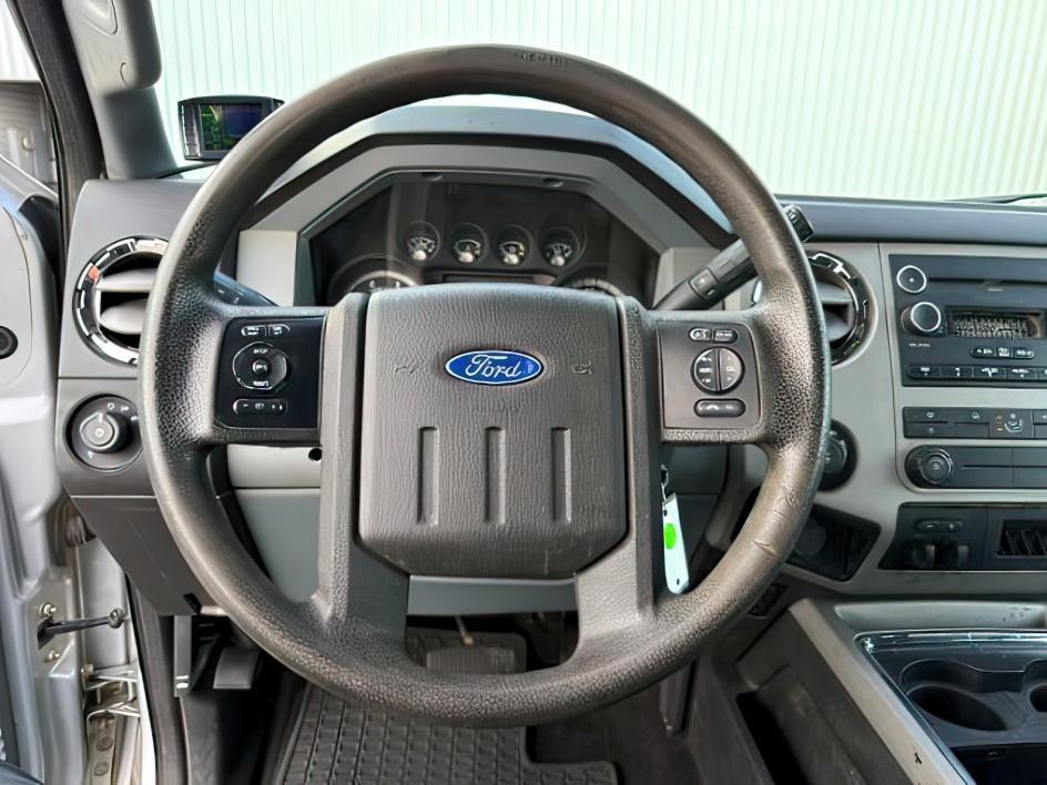 2014 Ingot Silver Metallic /CLOTH Ford F-250 XLT (1FT7W2BT0EE) with an V8, 6.7L engine, 6-speed automatic transmission, located at 1175 N Woodruff Ave, Idaho Falls, ID, 83401, 43.506901, -111.999657 - <b>Vehicle Details</b><br>Built to handle tough jobs and weekend adventures alike, this pre-owned 2014 Ford F-250 Super Duty XLT is a powerful, hard-working pickup that delivers the strength and capability truck buyers demand. Equipped with 4WD and a legendary V8 6.7L Diesel engine, this Super Duty- Photo#34
