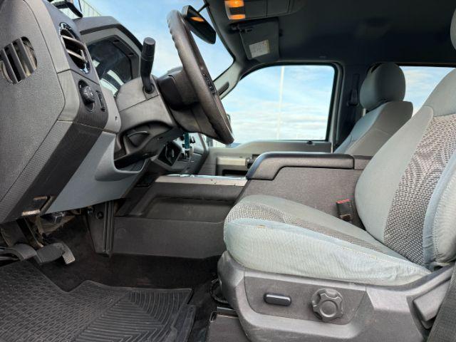 2014 SILVER /CLOTH Ford F250 SUPER DUTY (1FT7W2BT0EE) with an 67L engine, Automatic transmission, located at 1175 N Woodruff Ave, Idaho Falls, ID, 83401, 43.506901, -111.999657 - At Timberline Auto, finding a great deal on your next vehicle is always easy! Our experienced sales staff's goal is to help find you the right vehicle at the right price! Our knowledgeable finance department has options for almost any credit score. We offer extended service contract options to prote - Photo#32