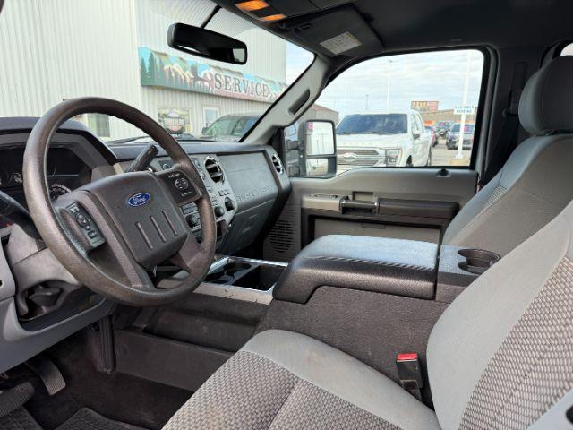 2014 SILVER /CLOTH Ford F250 SUPER DUTY (1FT7W2BT0EE) with an 67L engine, Automatic transmission, located at 1175 N Woodruff Ave, Idaho Falls, ID, 83401, 43.506901, -111.999657 - At Timberline Auto, finding a great deal on your next vehicle is always easy! Our experienced sales staff's goal is to help find you the right vehicle at the right price! Our knowledgeable finance department has options for almost any credit score. We offer extended service contract options to prote - Photo#33