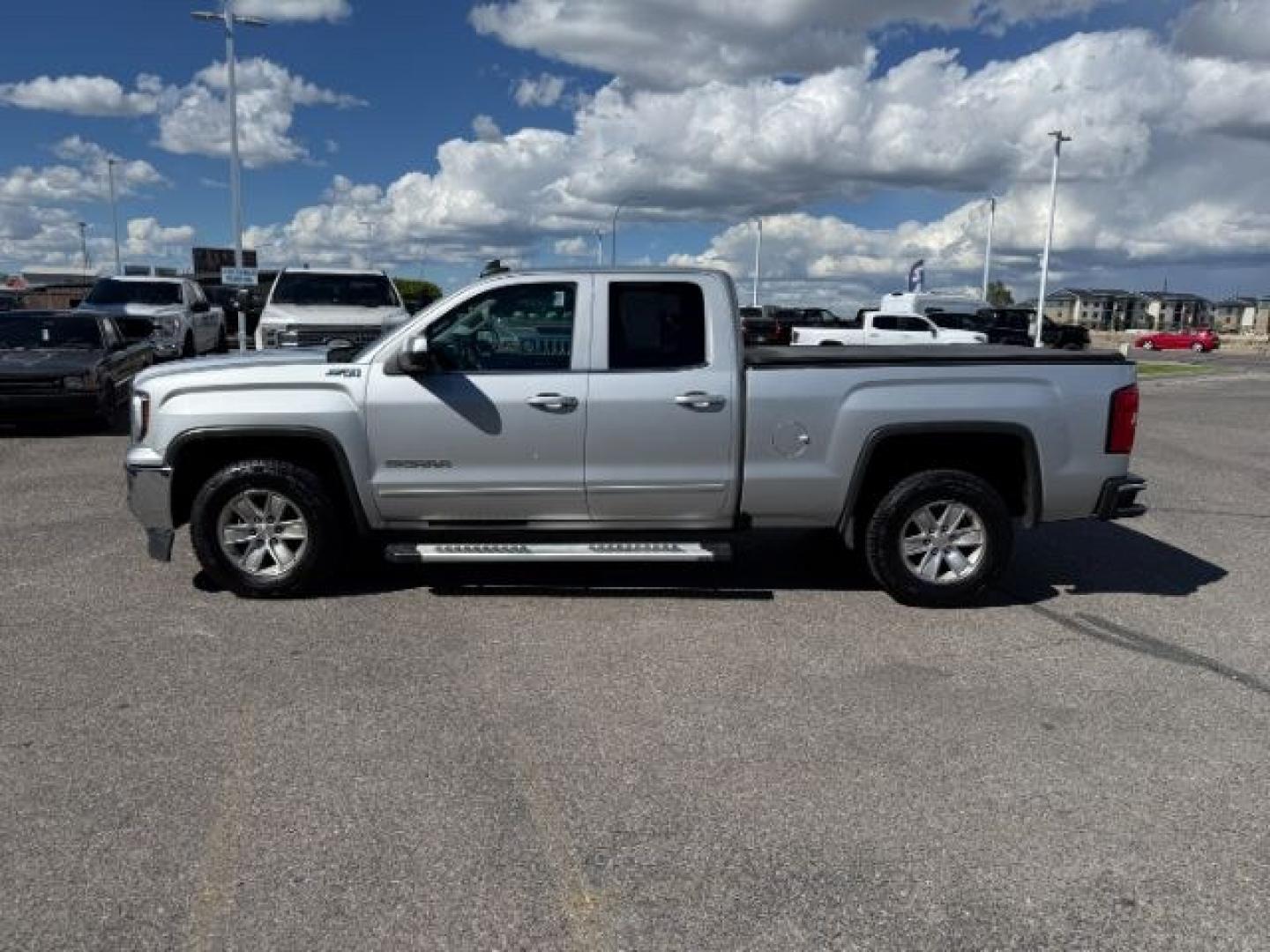 2018 Quicksilver Metallic /Jet Black GMC Sierra 1500 SLE (1GTV2MEC6JZ) with an 5.3L V8 VORTEC engine, AUTOMATIC transmission, located at 1235 N Woodruff Ave., Idaho Falls, 83401, (208) 523-1053, 43.507172, -112.000488 - At Timberline Auto, finding a great deal on your next vehicle is always easy! Our experienced sales staff goal is to help find you the right vehicle at the right price! Our knowledgeable finance department has options for almost any credit score. We offer extended service contract options to prot - Photo#25