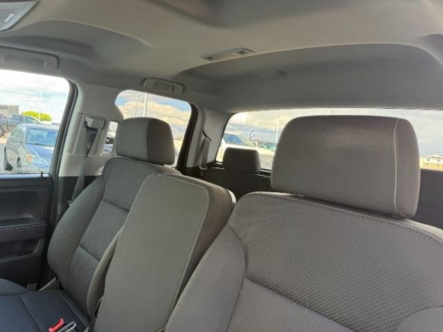 2018 Quicksilver Metallic /Jet Black GMC Sierra 1500 SLE (1GTV2MEC6JZ) with an 5.3L V8 VORTEC engine, AUTOMATIC transmission, located at 1235 N Woodruff Ave., Idaho Falls, 83401, (208) 523-1053, 43.507172, -112.000488 - At Timberline Auto, finding a great deal on your next vehicle is always easy! Our experienced sales staff goal is to help find you the right vehicle at the right price! Our knowledgeable finance department has options for almost any credit score. We offer extended service contract options to prot- Photo#43