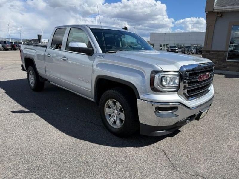 2018 Quicksilver Metallic /Jet Black GMC Sierra SLE (1GTV2MEC6JZ) with an V8, 5.3L engine, 6-speed automatic transmission, located at 1175 N Woodruff Ave, Idaho Falls, ID, 83401, 43.506901, -111.999657 - <b>Vehicle Details</b><br>Get ready to take command of the road in this rugged and refined pre-owned 2018 GMC Sierra 1500 SLE 4WD, now available in Idaho Falls, ID. Powered by a strong V8, 5.3L gasoline engine, this GMC Sierra delivers the capability, confidence, and performance drivers want in a fu- Photo#7