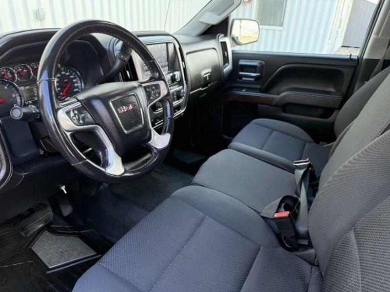 2018 Quicksilver Metallic /Jet Black GMC Sierra SLE (1GTV2MEC6JZ) with an V8, 5.3L engine, 6-speed automatic transmission, located at 1175 N Woodruff Ave, Idaho Falls, ID, 83401, 43.506901, -111.999657 - <b>Vehicle Details</b><br>Get ready to take command of the road in this rugged and refined pre-owned 2018 GMC Sierra 1500 SLE 4WD, now available in Idaho Falls, ID. Powered by a strong V8, 5.3L gasoline engine, this GMC Sierra delivers the capability, confidence, and performance drivers want in a fu- Photo#12