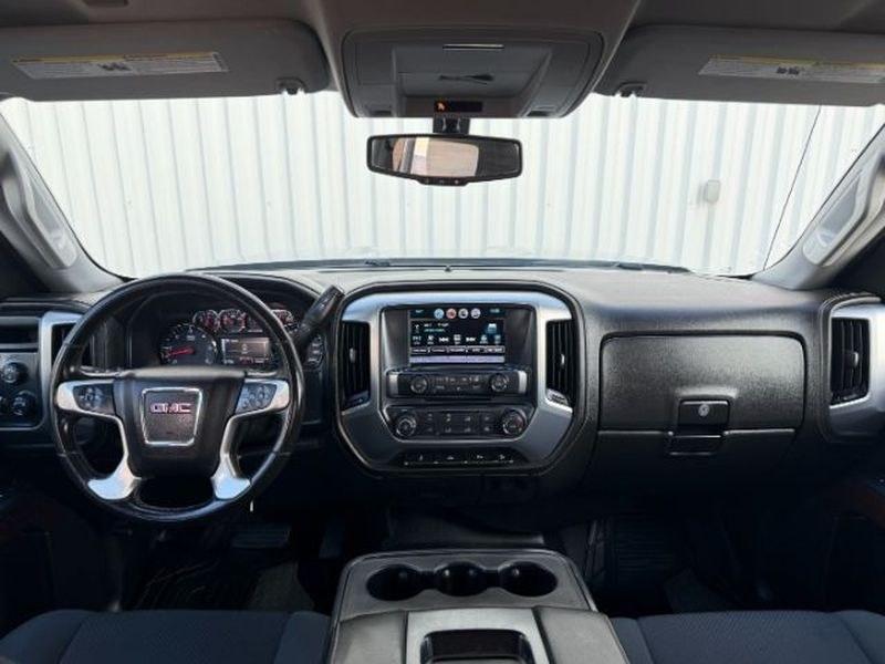 2018 Quicksilver Metallic /Jet Black GMC Sierra SLE (1GTV2MEC6JZ) with an V8, 5.3L engine, 6-speed automatic transmission, located at 1175 N Woodruff Ave, Idaho Falls, ID, 83401, 43.506901, -111.999657 - <b>Vehicle Details</b><br>Get ready to take command of the road in this rugged and refined pre-owned 2018 GMC Sierra 1500 SLE 4WD, now available in Idaho Falls, ID. Powered by a strong V8, 5.3L gasoline engine, this GMC Sierra delivers the capability, confidence, and performance drivers want in a fu- Photo#21