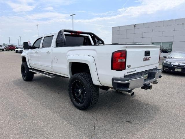 2015 WHITE /Jet Black GMC Sierra 3500HD (1GT422CG8FF) with an 60L V8 OHV 16V FFV engine, Automatic transmission, located at 1175 N Woodruff Ave, Idaho Falls, ID, 83401, 43.506901, -111.999657 - At Timberline Auto, finding a great deal on your next vehicle is always easy! Our experienced sales staff goal is to help find you the right vehicle at the right price! Our knowledgeable finance department has options for almost any credit score. We offer extended service contract options to prot- Photo#29