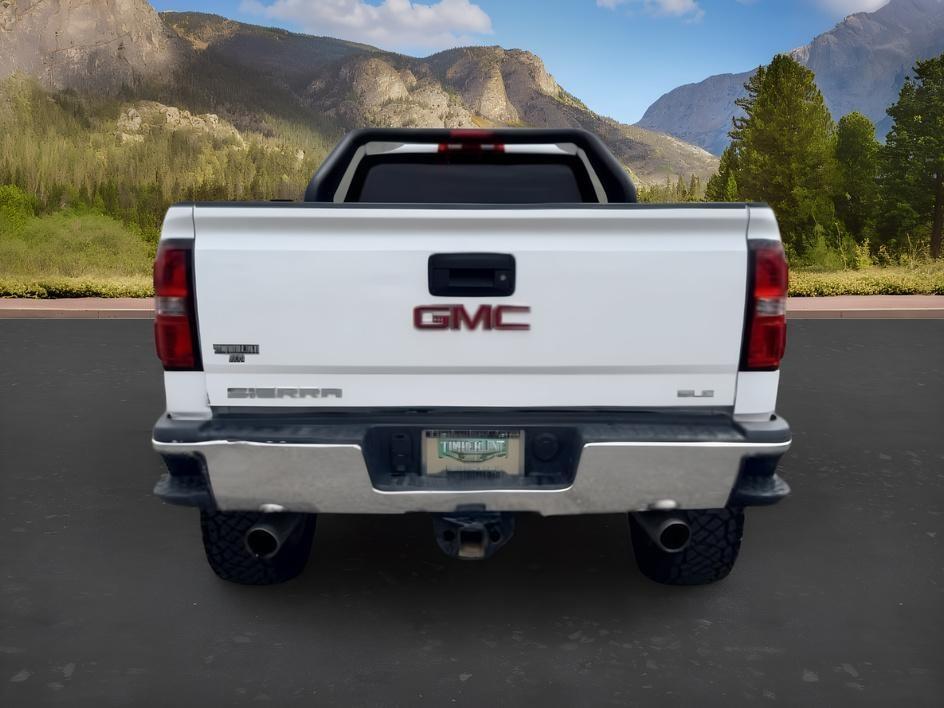2015 WHITE /Jet Black GMC Sierra 3500HD (1GT422CG8FF) with an 60L V8 OHV 16V FFV engine, Automatic transmission, located at 1175 N Woodruff Ave, Idaho Falls, ID, 83401, 43.506901, -111.999657 - At Timberline Auto, finding a great deal on your next vehicle is always easy! Our experienced sales staff goal is to help find you the right vehicle at the right price! Our knowledgeable finance department has options for almost any credit score. We offer extended service contract options to prot- Photo#3