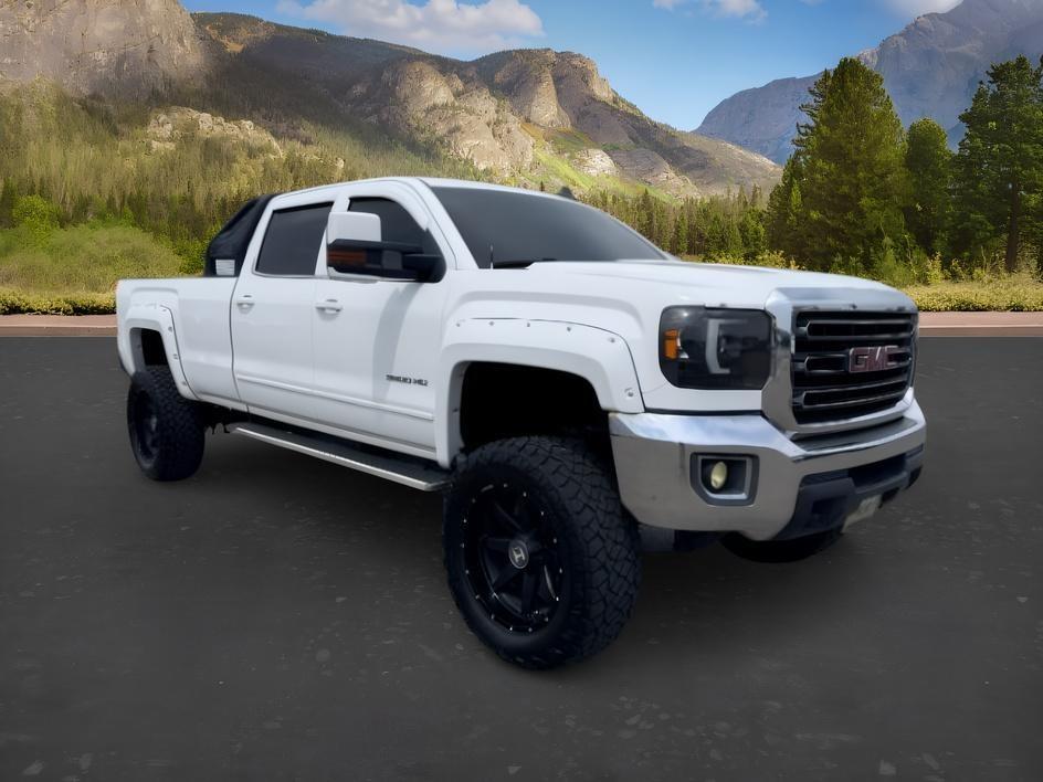 2015 WHITE /Jet Black GMC Sierra 3500HD (1GT422CG8FF) with an 60L V8 OHV 16V FFV engine, Automatic transmission, located at 1175 N Woodruff Ave, Idaho Falls, ID, 83401, 43.506901, -111.999657 - At Timberline Auto, finding a great deal on your next vehicle is always easy! Our experienced sales staff goal is to help find you the right vehicle at the right price! Our knowledgeable finance department has options for almost any credit score. We offer extended service contract options to prot- Photo#8
