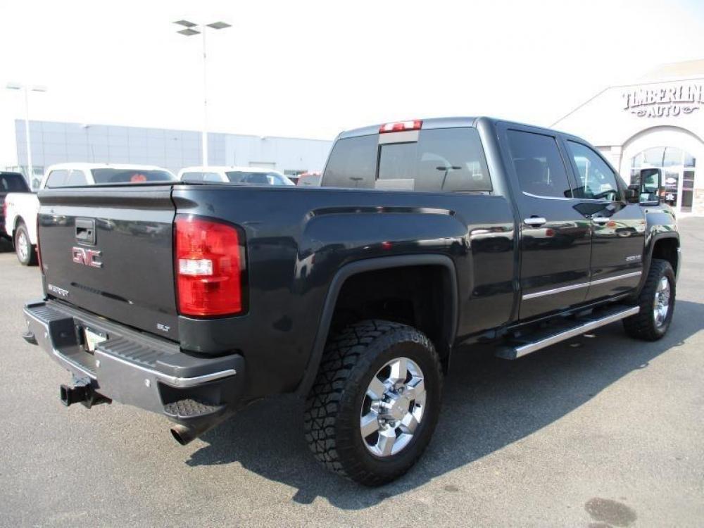 2017 GRAY /BLACK GMC SIERRA 2500 SLT (1GT12TEG6HF) with an 8 engine, Automatic transmission, located at 1580 E Lincoln Rd, Idaho Falls, ID, 83401, (208) 523-4000, 0.000000, 0.000000 - 6.0L VORTEC- 4WD- SHORT BED- DRIVEN 103,081 MILES- LEATHER INTERIOR. 2017 GMC 2500 SLT Z71. Great body, clean paint, spotless interior, and good miles. Equipped with fixed running boards, tow mirrors, bed liner, and tonneua cover. Sit back and enjoy this trucks heated seats and heated steering w - Photo #7
