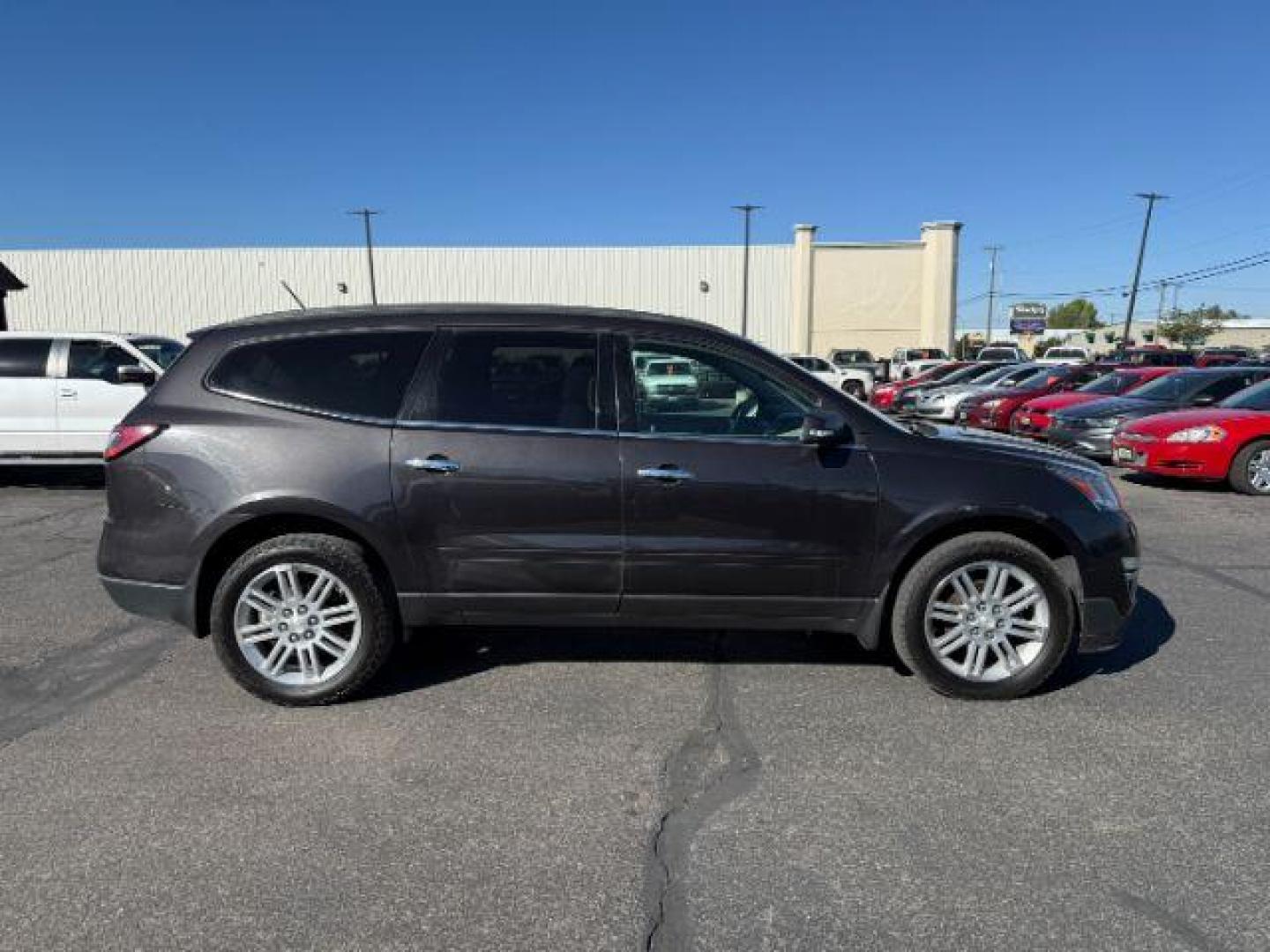 2015 Black Granite Metallic /Ebony Chevrolet Traverse (1GNKVGKD3FJ) with an 36L V-6 gasoline direct injection engine, Automatic transmission, located at 1175 N Woodruff Ave, Idaho Falls, ID, 83401, 43.506901, -111.999657 - At Timberline Auto, finding a great deal on your next vehicle is always easy! Our experienced sales staff's goal is to help find you the right vehicle at the right price! Our knowledgeable finance department has options for almost any credit score. We offer extended service contract options to prote - Photo#30