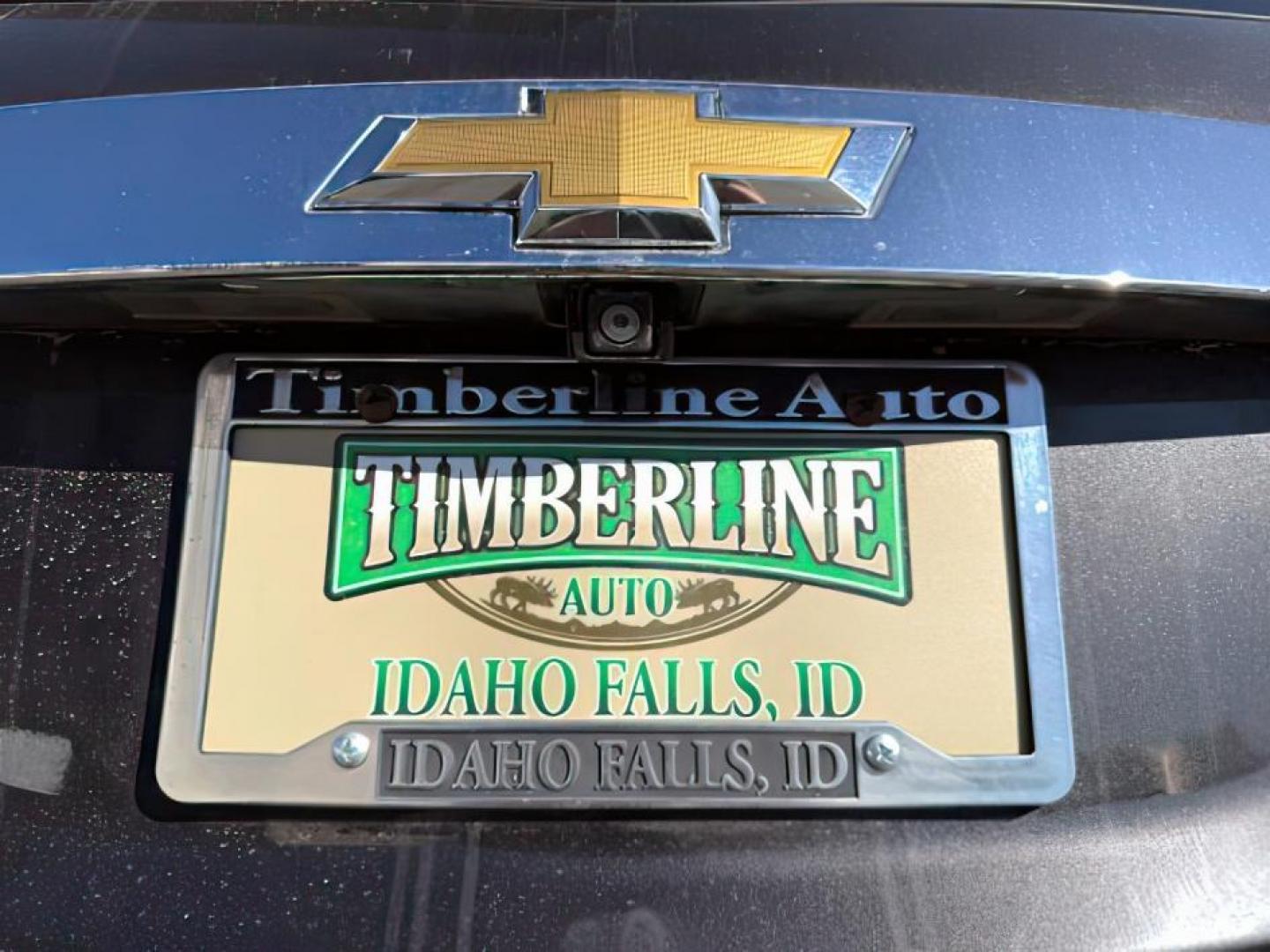 2015 Black Granite Metallic /Ebony Chevrolet Traverse (1GNKVGKD3FJ) with an 36L V-6 gasoline direct injection engine, Automatic transmission, located at 1175 N Woodruff Ave, Idaho Falls, ID, 83401, 43.506901, -111.999657 - At Timberline Auto, finding a great deal on your next vehicle is always easy! Our experienced sales staff's goal is to help find you the right vehicle at the right price! Our knowledgeable finance department has options for almost any credit score. We offer extended service contract options to prote - Photo#4