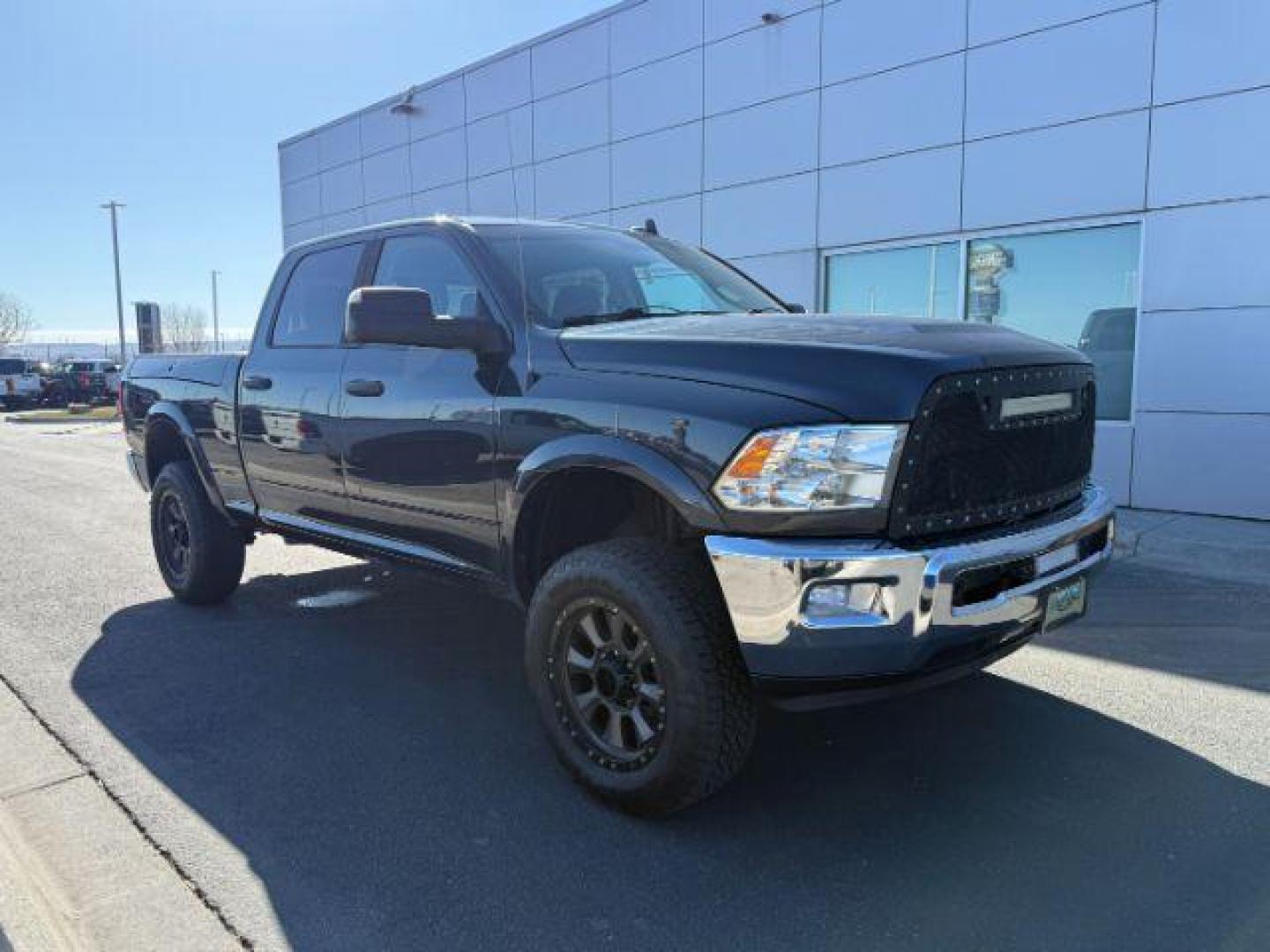 2014 GRAY /CLOTH Ram 2500 SLT (3C6UR5DJ8EG) with an 5.7 engine, AUTOMATIC transmission, located at 1235 N Woodruff Ave., Idaho Falls, 83401, (208) 523-1053, 43.507172, -112.000488 - Photo#8