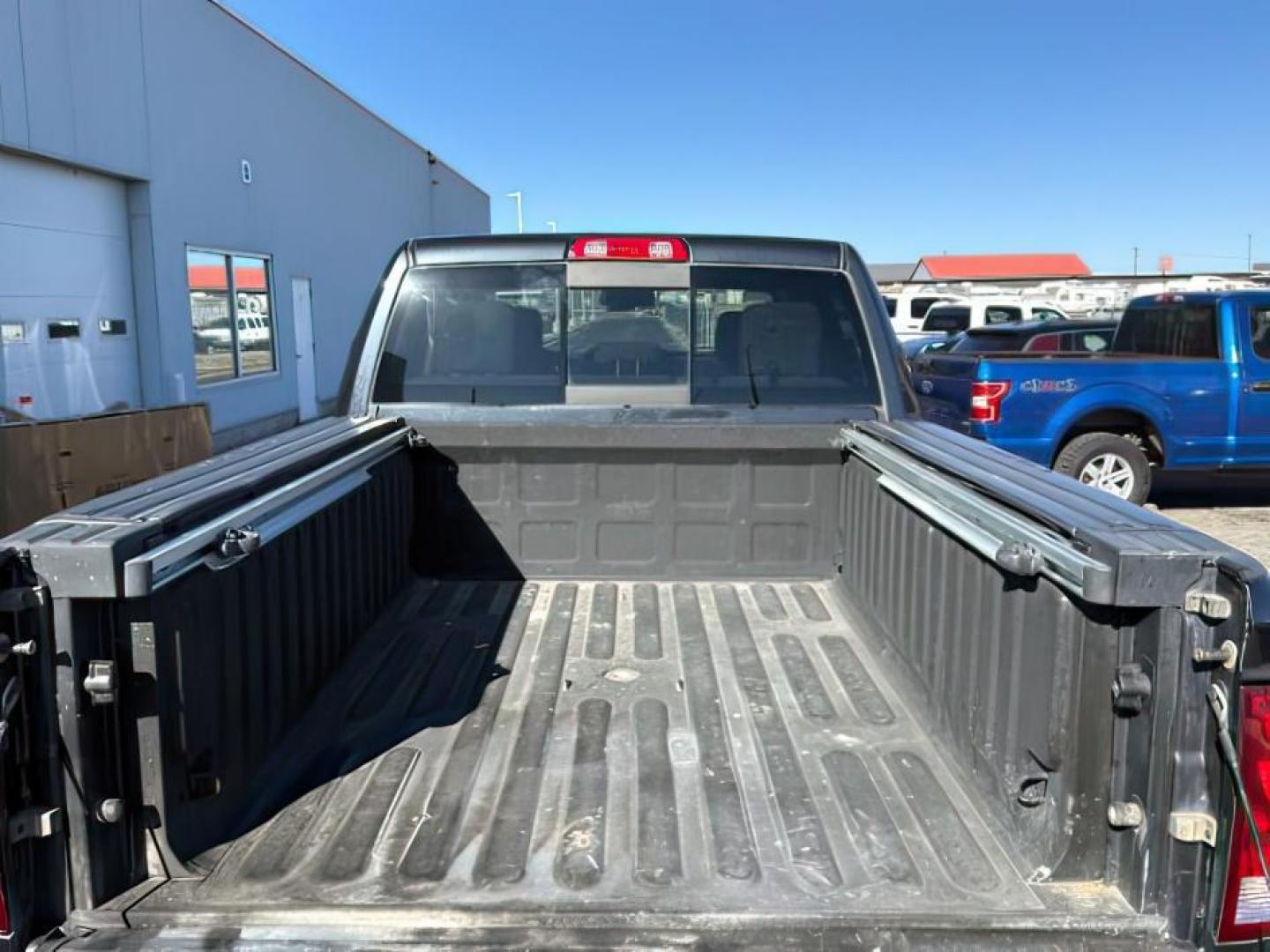 2014 GRAY /CLOTH Ram 2500 SLT (3C6UR5DJ8EG) with an 5.7 engine, AUTOMATIC transmission, located at 1235 N Woodruff Ave., Idaho Falls, 83401, (208) 523-1053, 43.507172, -112.000488 - At Timberline Auto, finding a great deal on your next vehicle is always easy! Our experienced sales staff's goal is to help find you the right vehicle at the right price! Our knowledgeable finance department has options for almost any credit score. We offer extended service contract options to prote - Photo#4